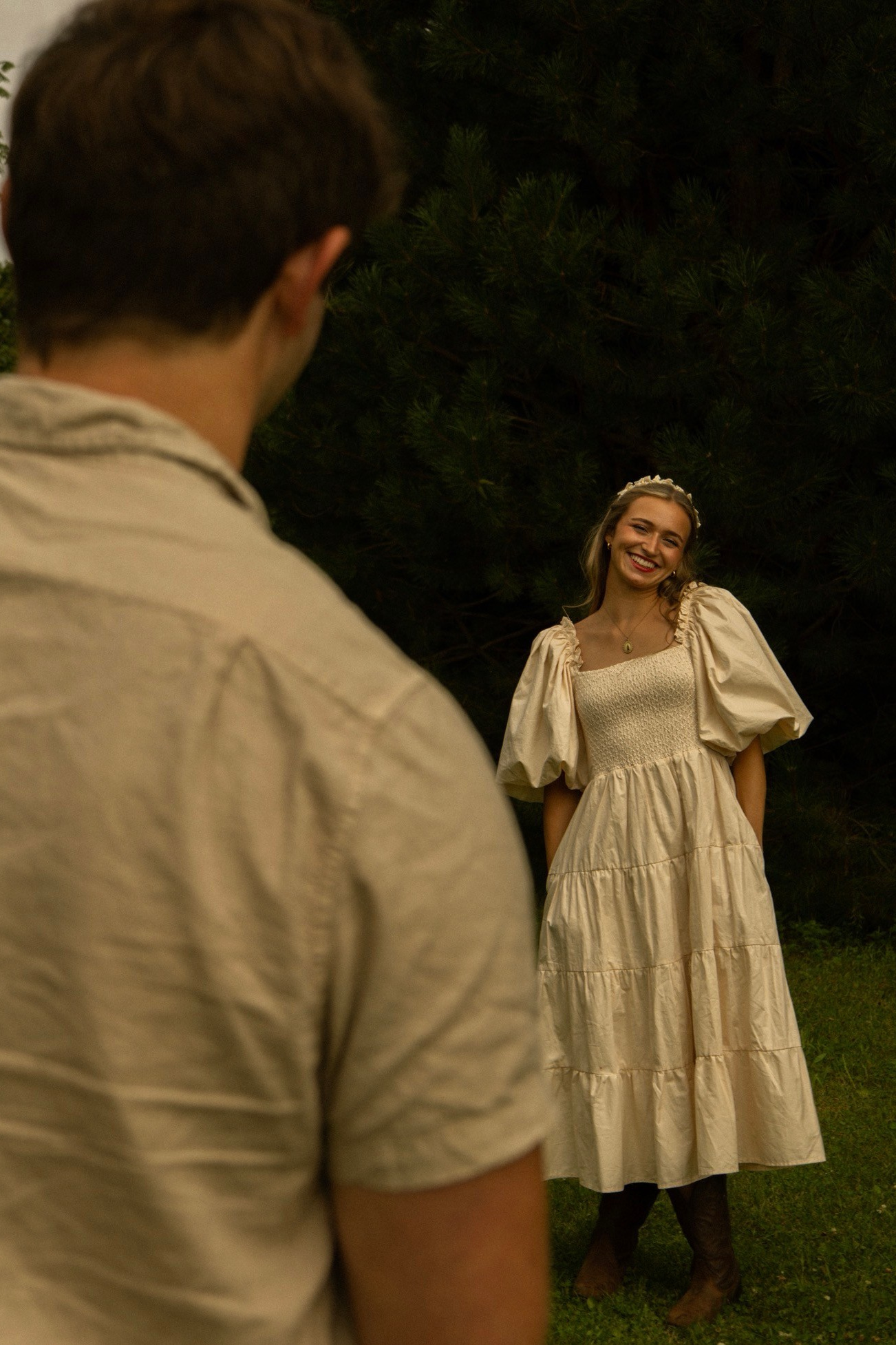 Oshkosh bride and groom portraits in dreaming lighting.