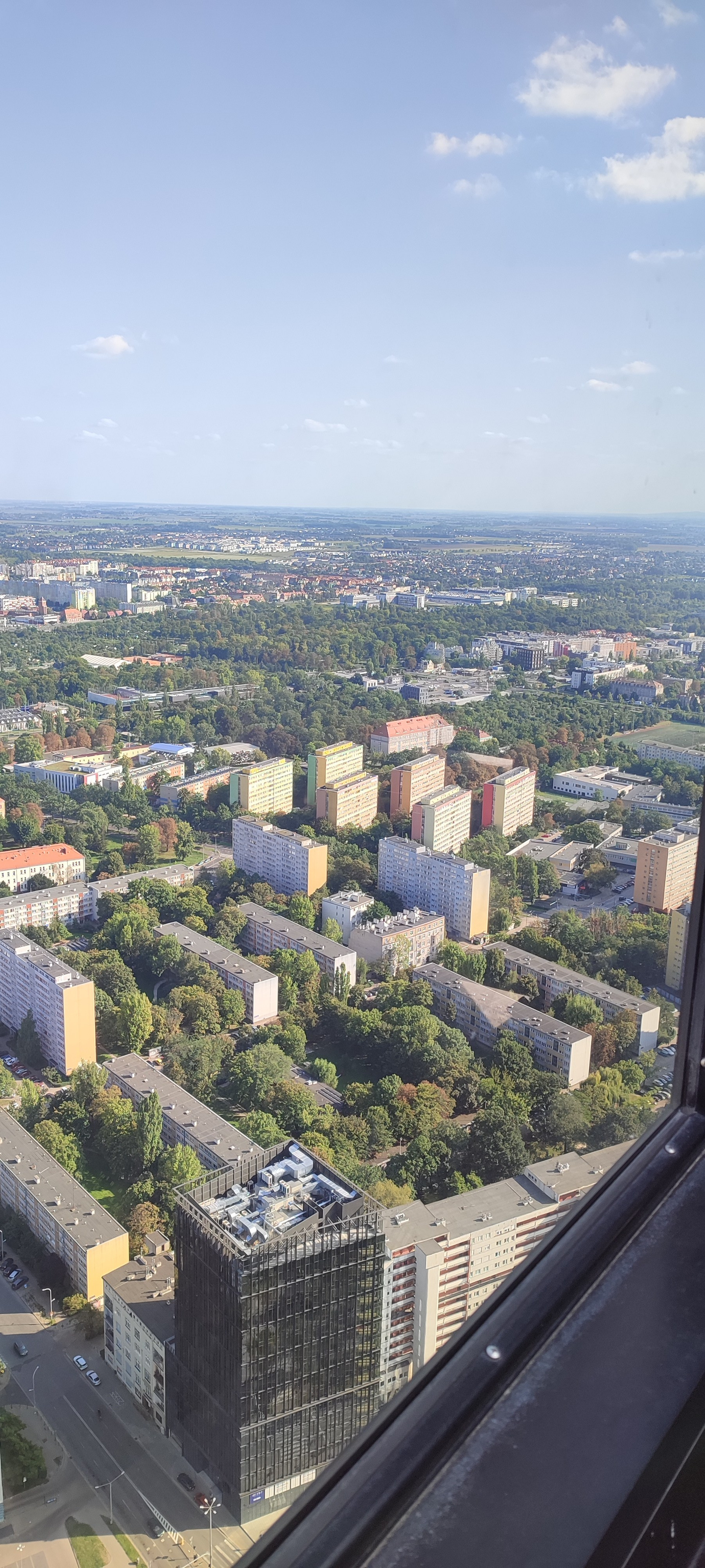Панорамний вид з будівлі Sky Tower