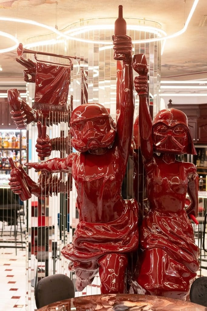 ZA POBEDOY FEEDING BAR