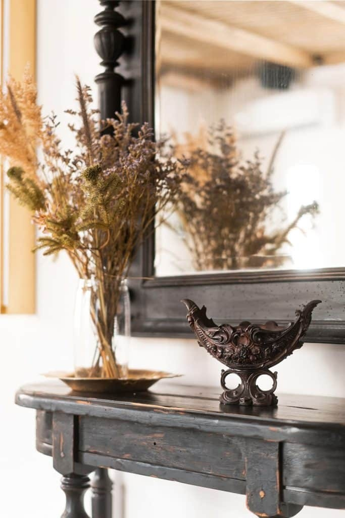 MOOD INDIGO RESTAURANT