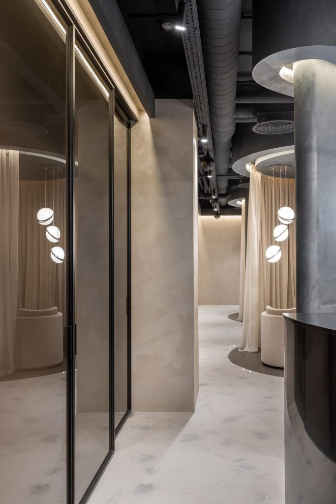 ОФИС ДЛЯ VIP-КЛИЕНТОВ БАНКА