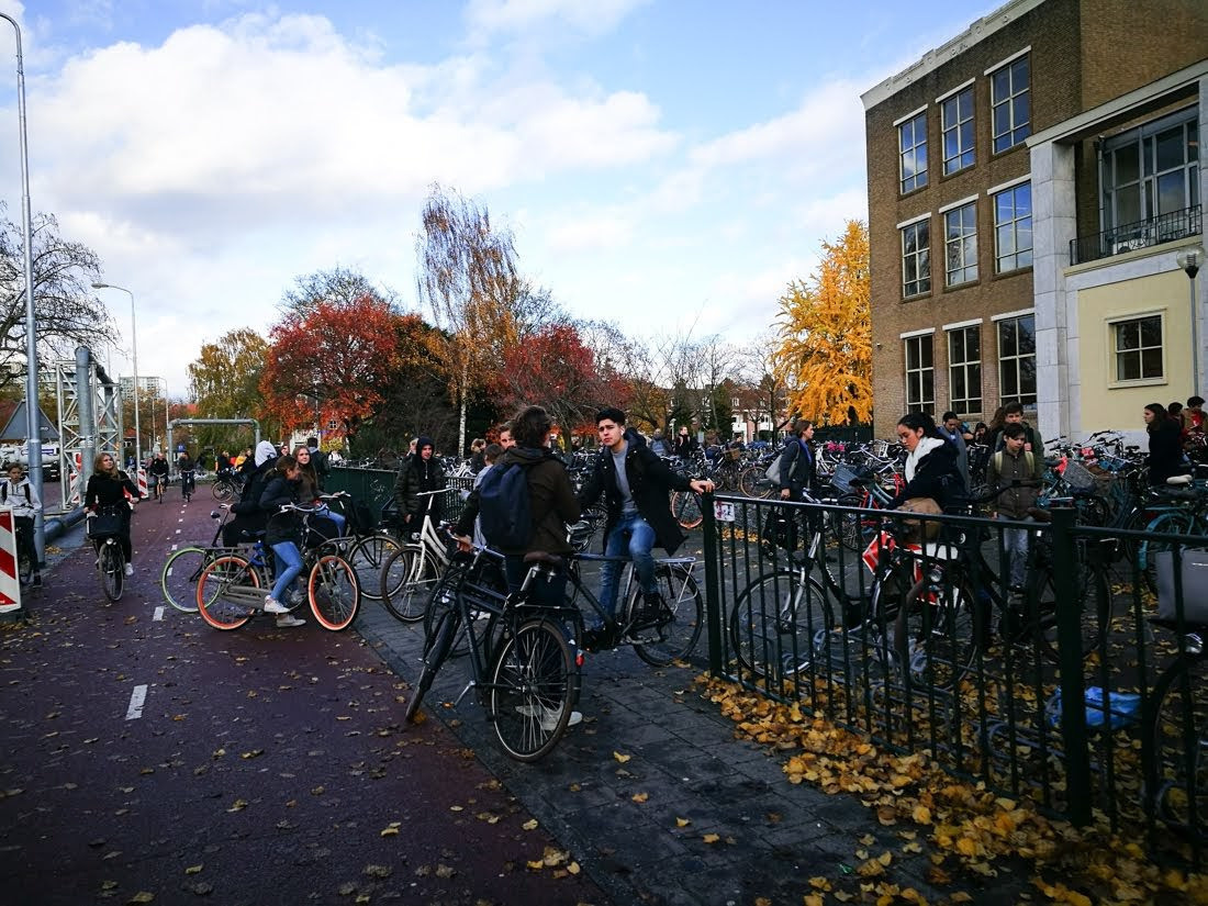 Ar velosipēdiem pa Eidhovenu