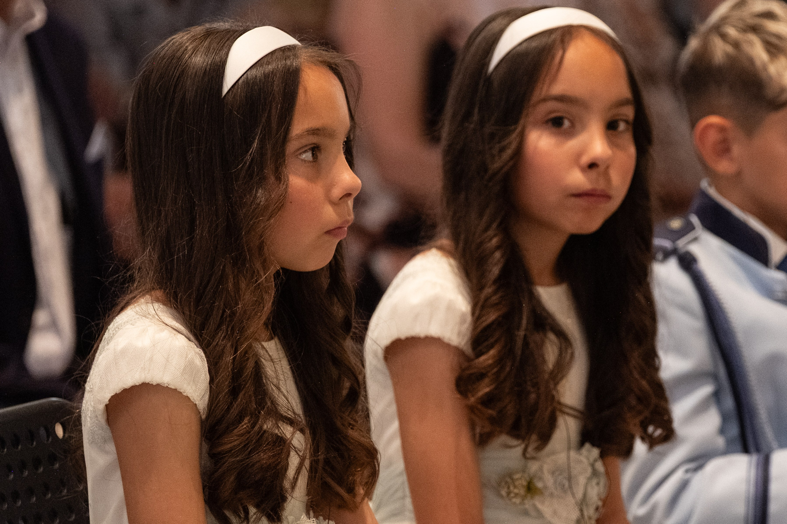 Reportaje de comunión en iglesia en Telde, Gran Canaria, fotografía natural y discreta