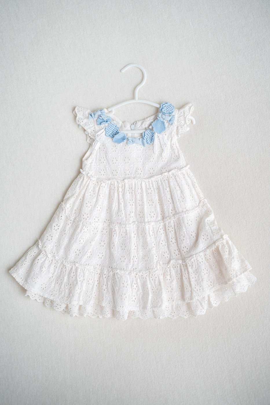 Cake smash outfits for girls. Newborn and family photographer. Hills District. Sydney