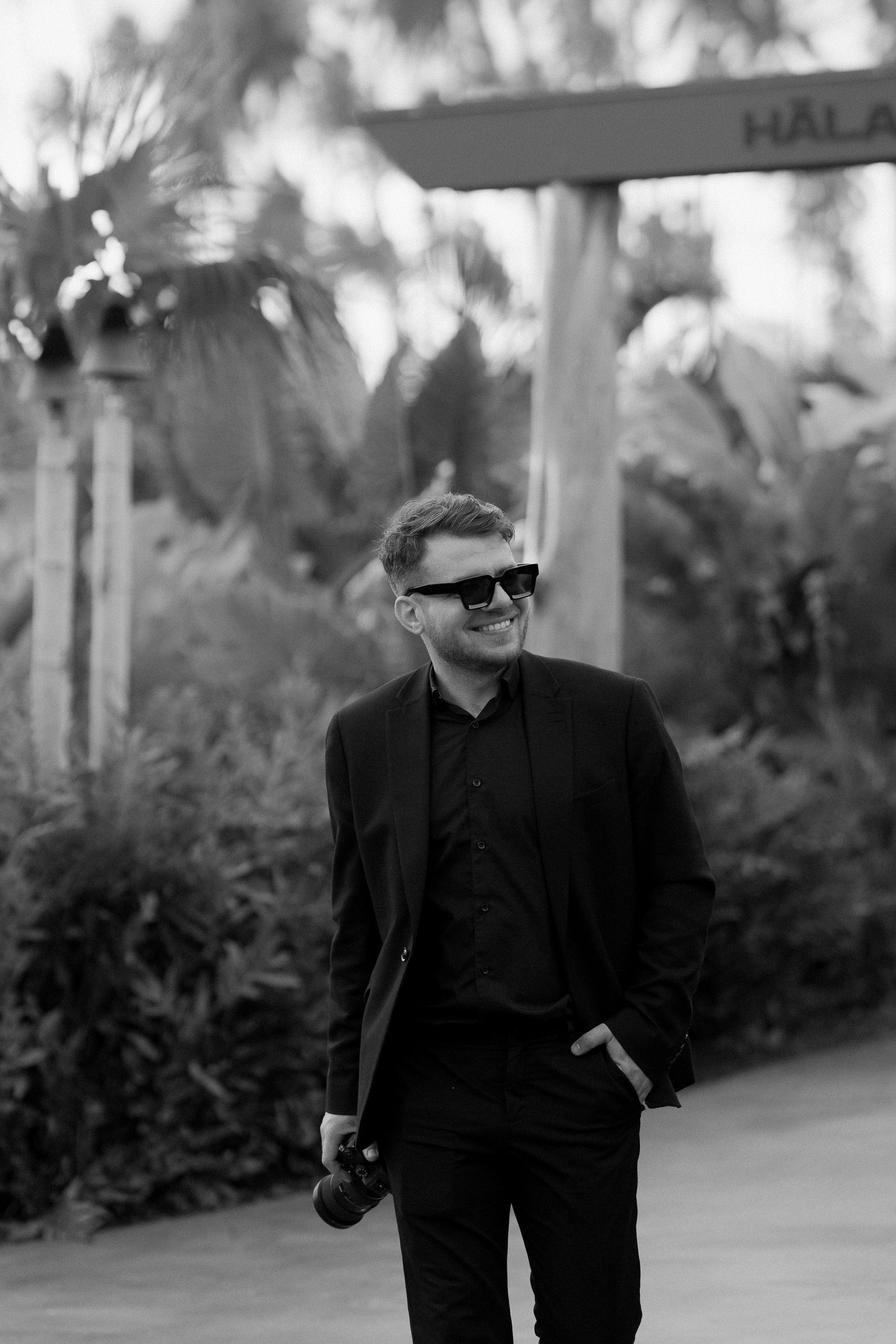 ABOUT. Svyatoslav Bogdanov — destination photographer