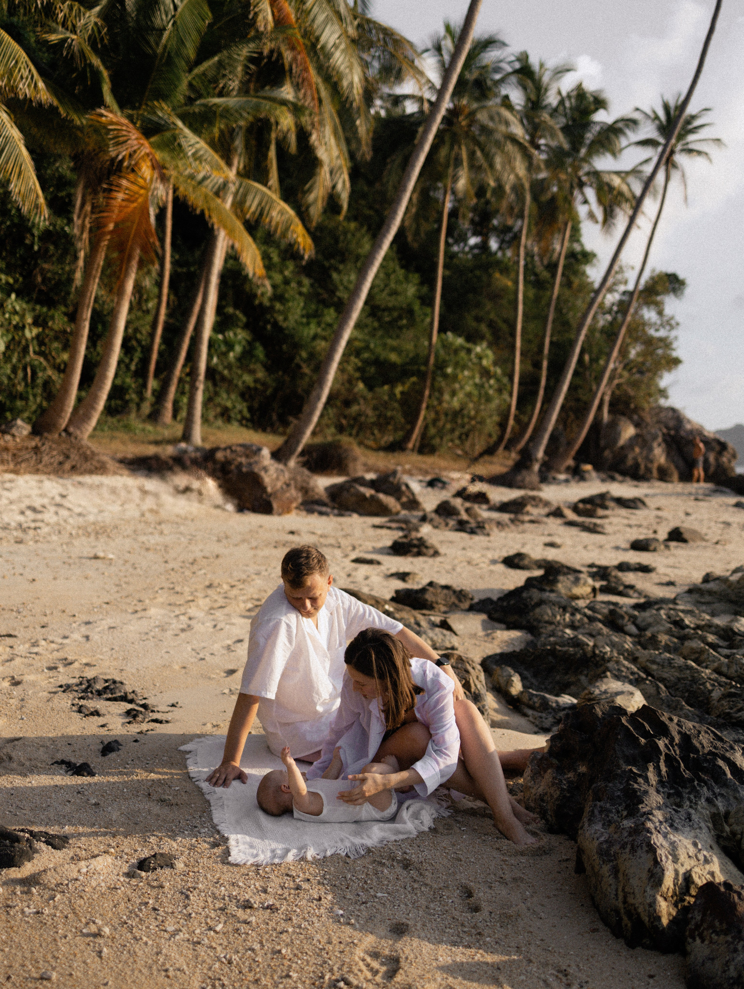 LOCATIONS. Photographer on Koh Samui Elena