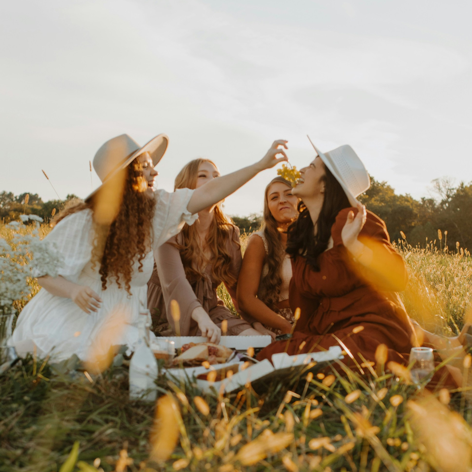 Picnic al Tramonto | Ritratti di Famiglia Lifestyle in Esterna