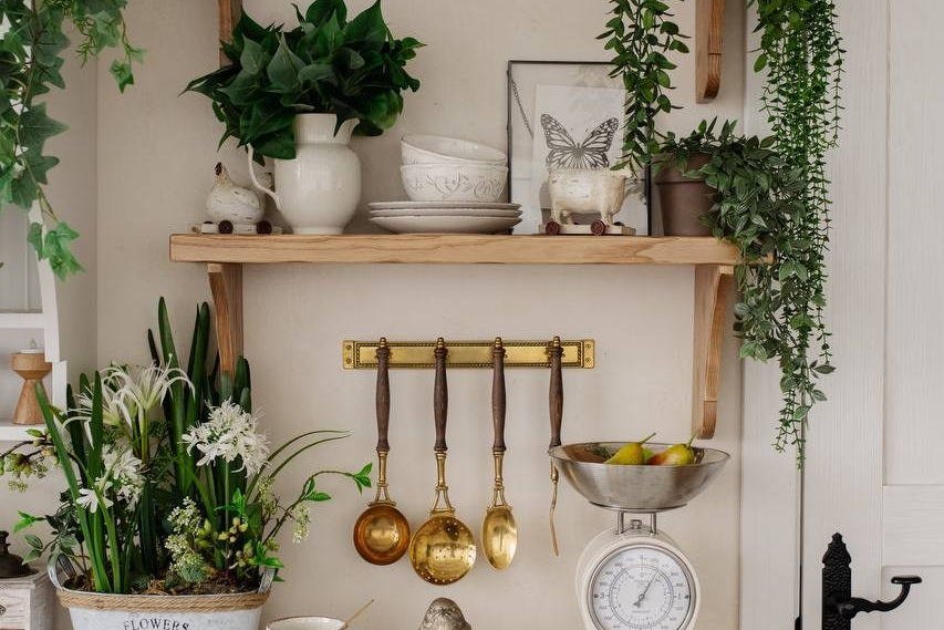 Контент зйомка для кондитера, бренд фотосесія для кондитера київ, бренд-фотосесія Київ, контент-фотосесія, фотоконтент для бізнесу, фотограф Київ, фотосесія для бренду, фото для соцмереж, візуал, особистий бренд, Фотостудія з кухнею Київ, Кухня-вітальня для фотозйомки,Затишна локація для контент-фотосесії,