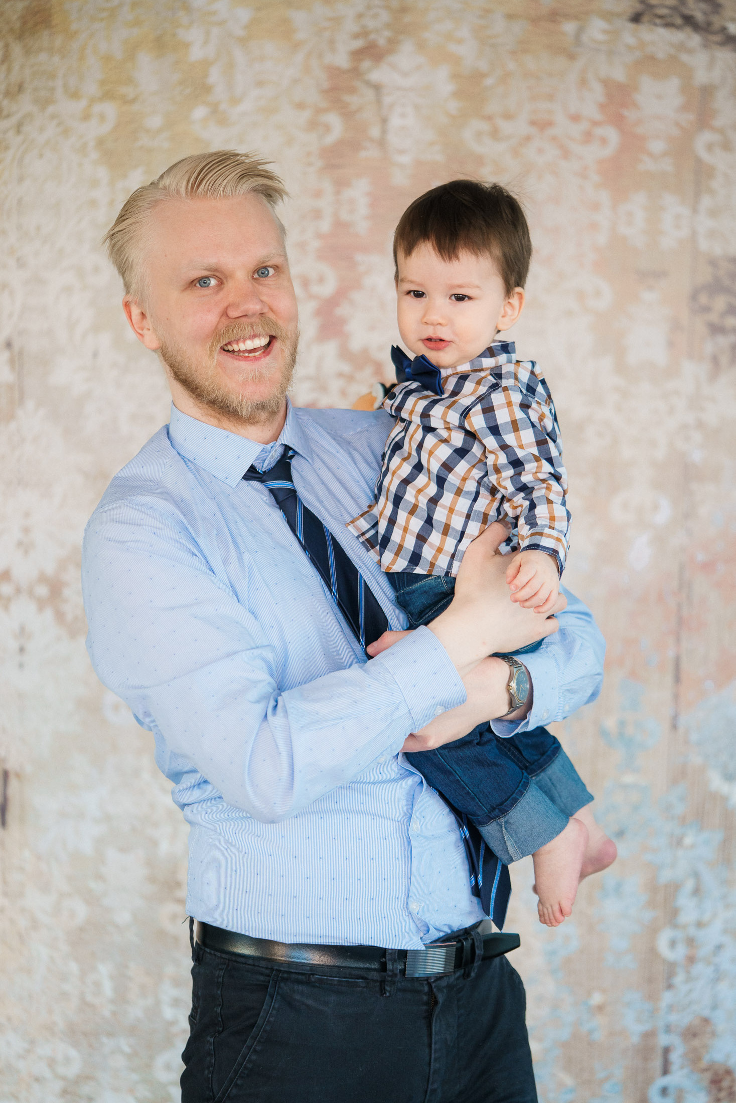 Cake smash 1-vuotiskuvaus Helsingissä