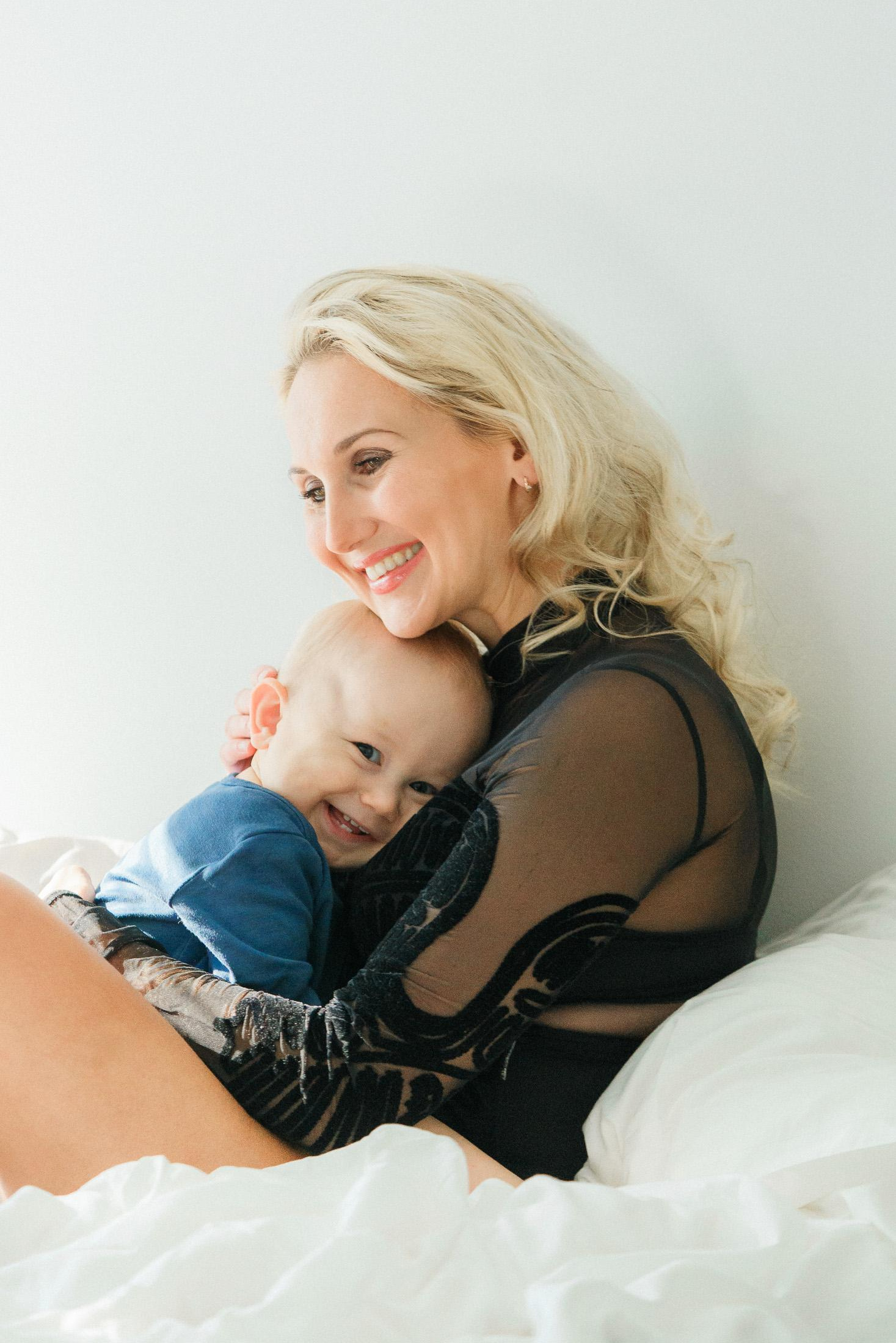 Äiti- lapsikuvaus asiakkaan kotona