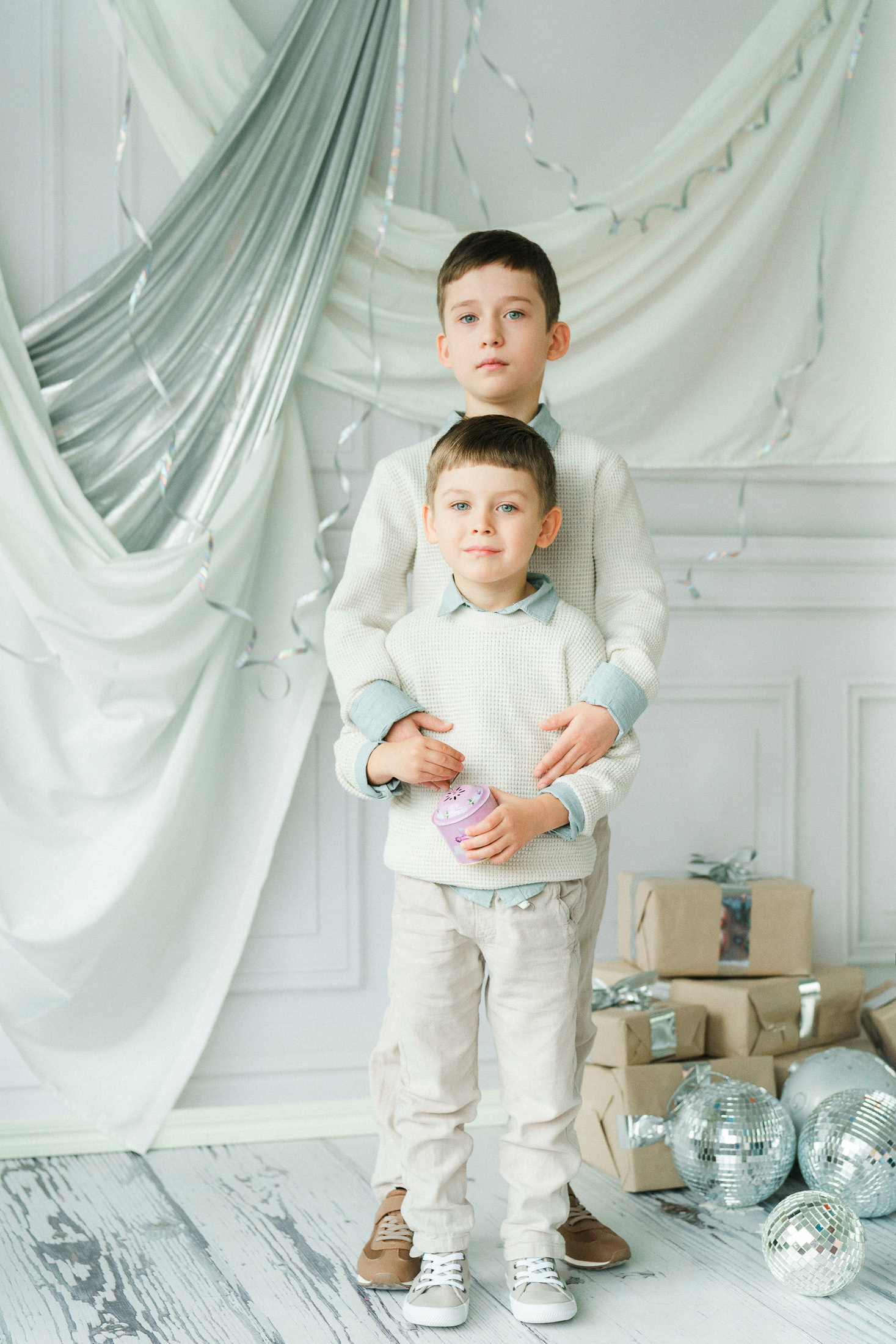 Joulukorttikuvat 2022 - sisaruskuvaus