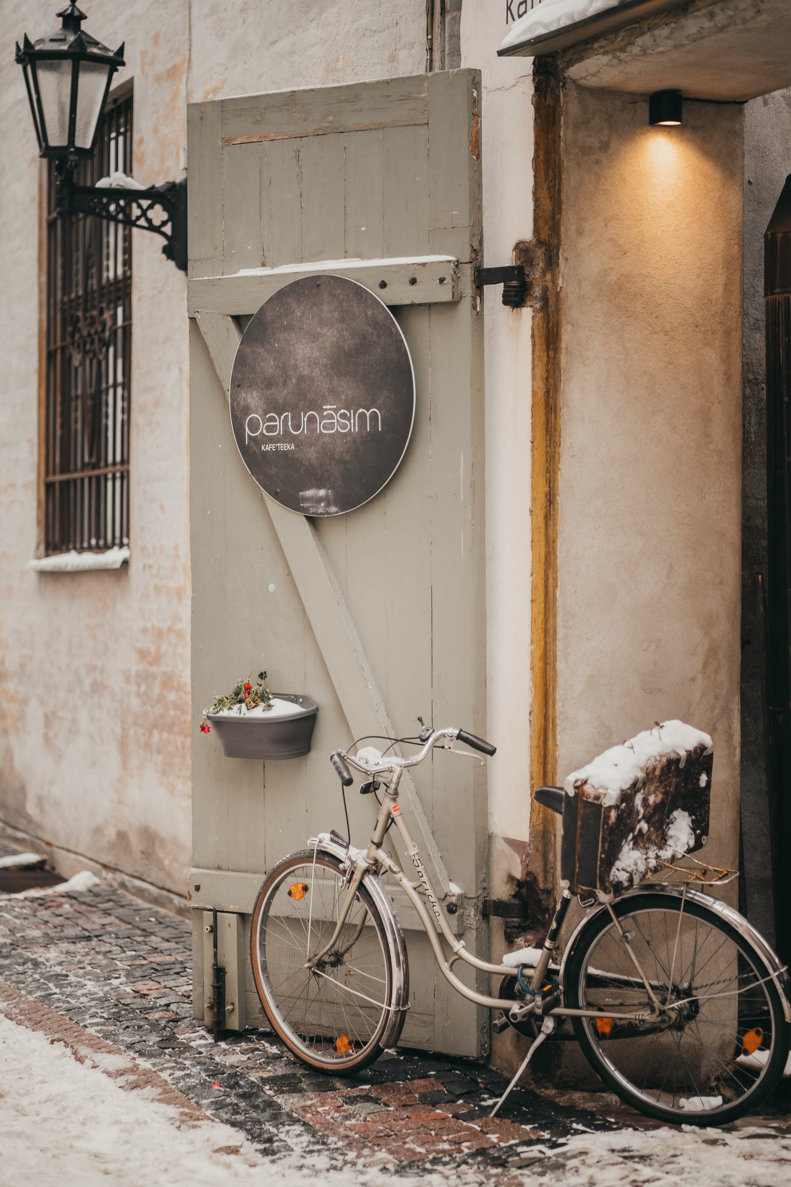 Контакты. Главная