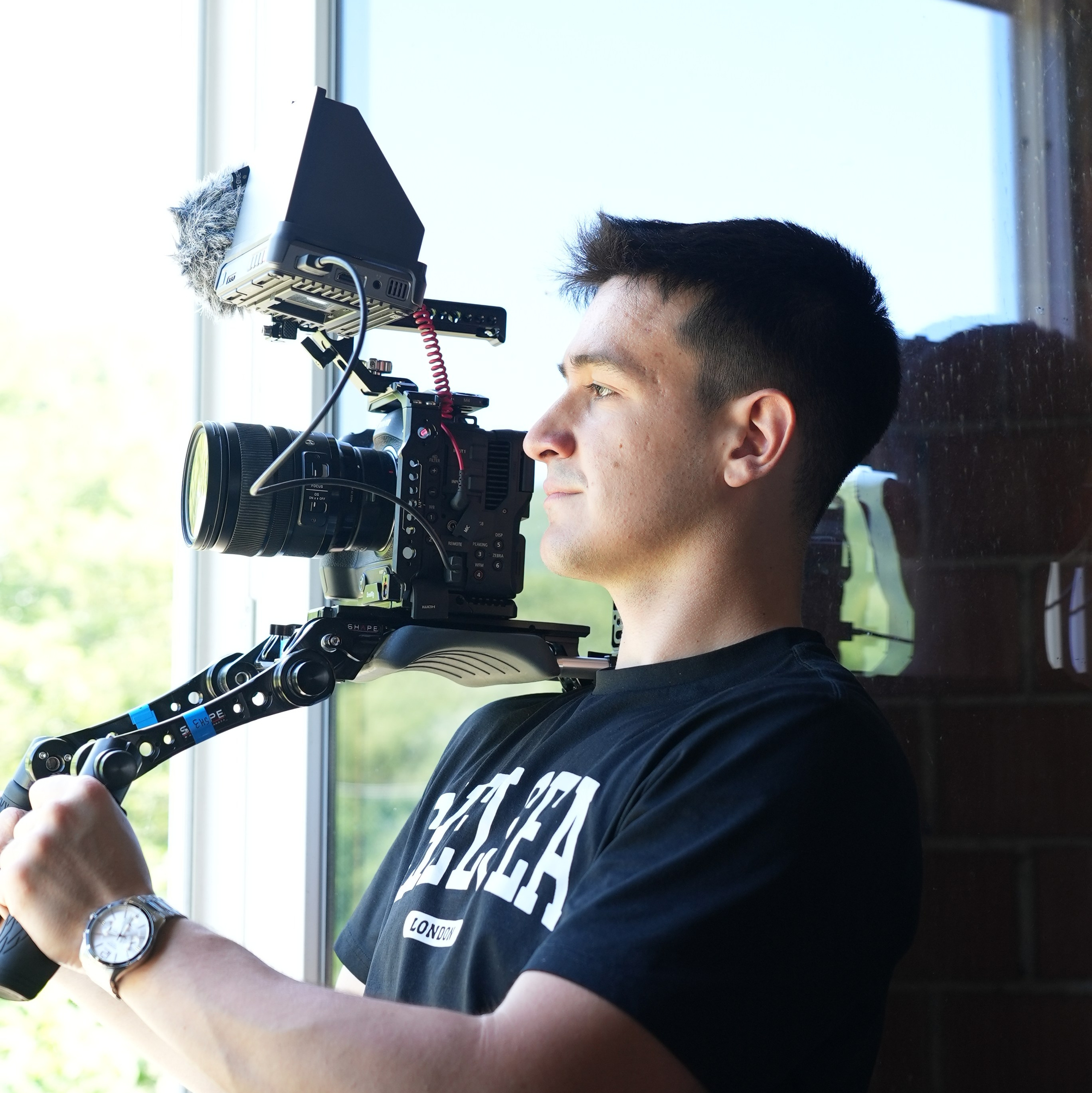 Contact. Ammar Marić