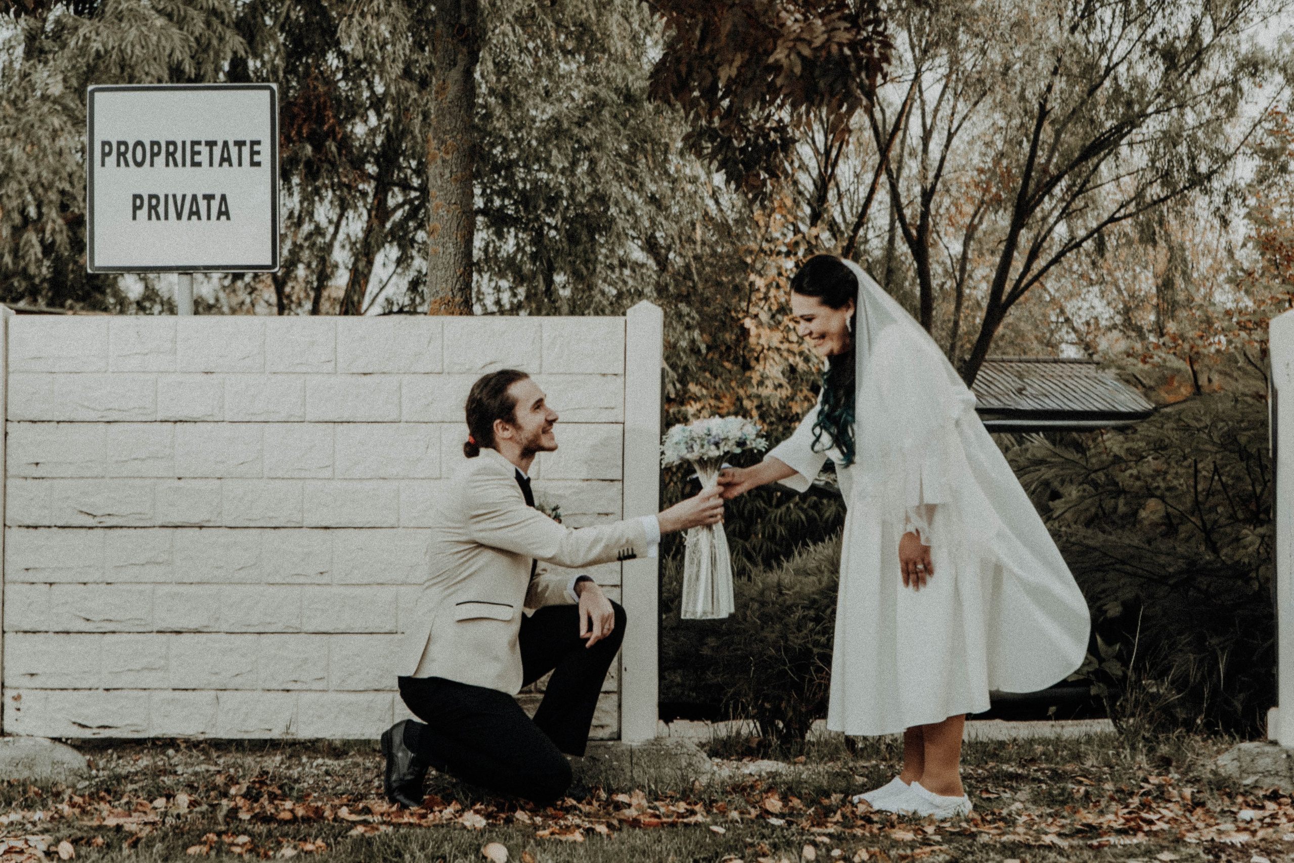 De ce e vital să rezervi fotograful de nuntă în avans?. Wedding photographer from Bucharest Eugen Elisei