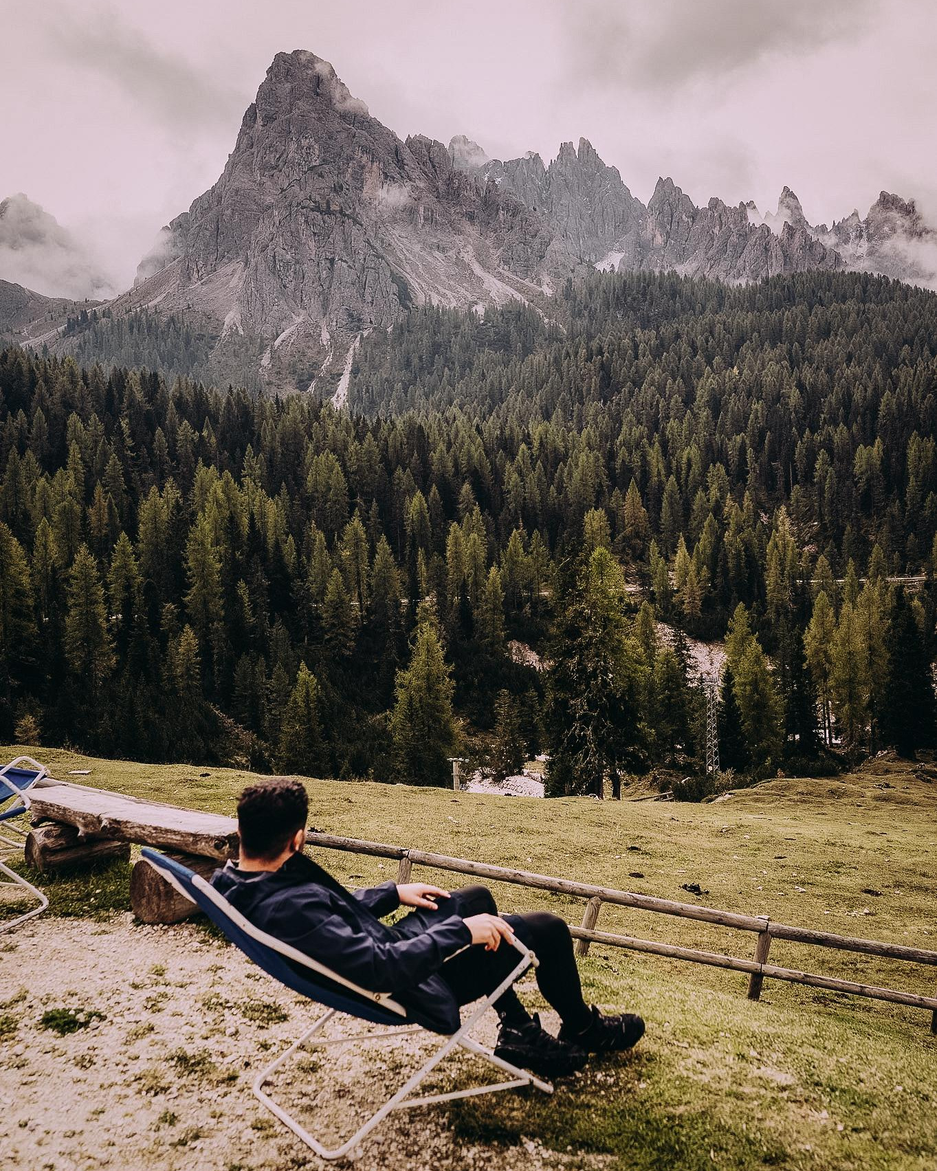 Despre. Valentin Melen — wedding photographer