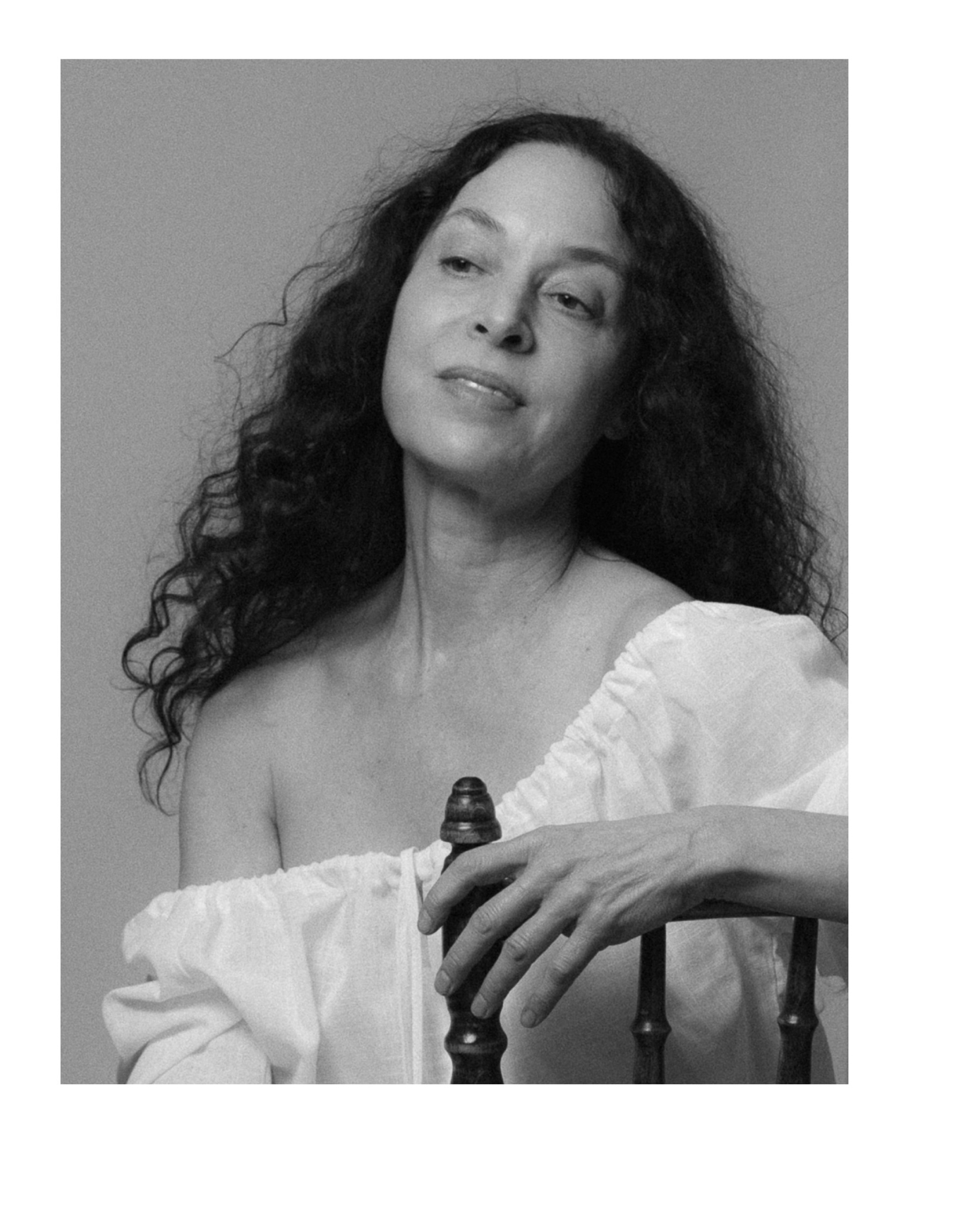 Prestations. Photographe  portraits féminins & grossesse à Lausanne Angela Liubcenco