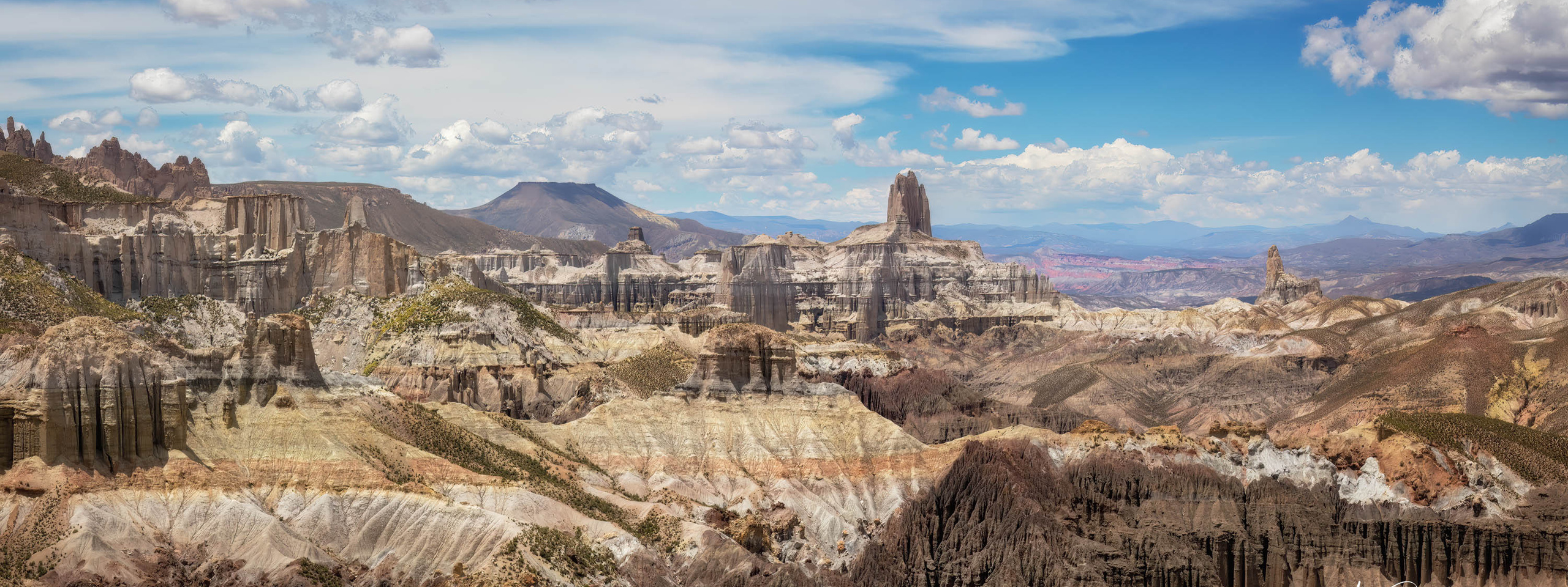 Bolivia Adventure. Pet, Senior, Landscape, portrait studio, photographer in Miami and Sou