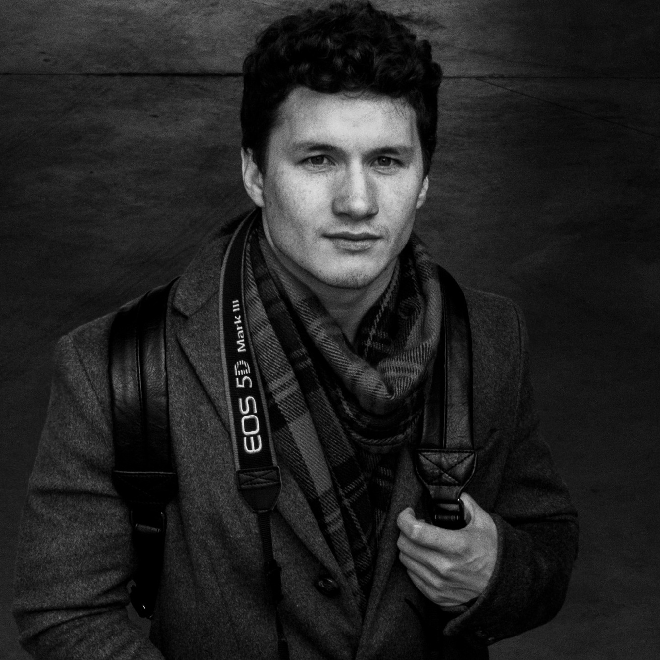 Contact. Petru Gorea Photography | Family | Portrait | Fashion | Brand