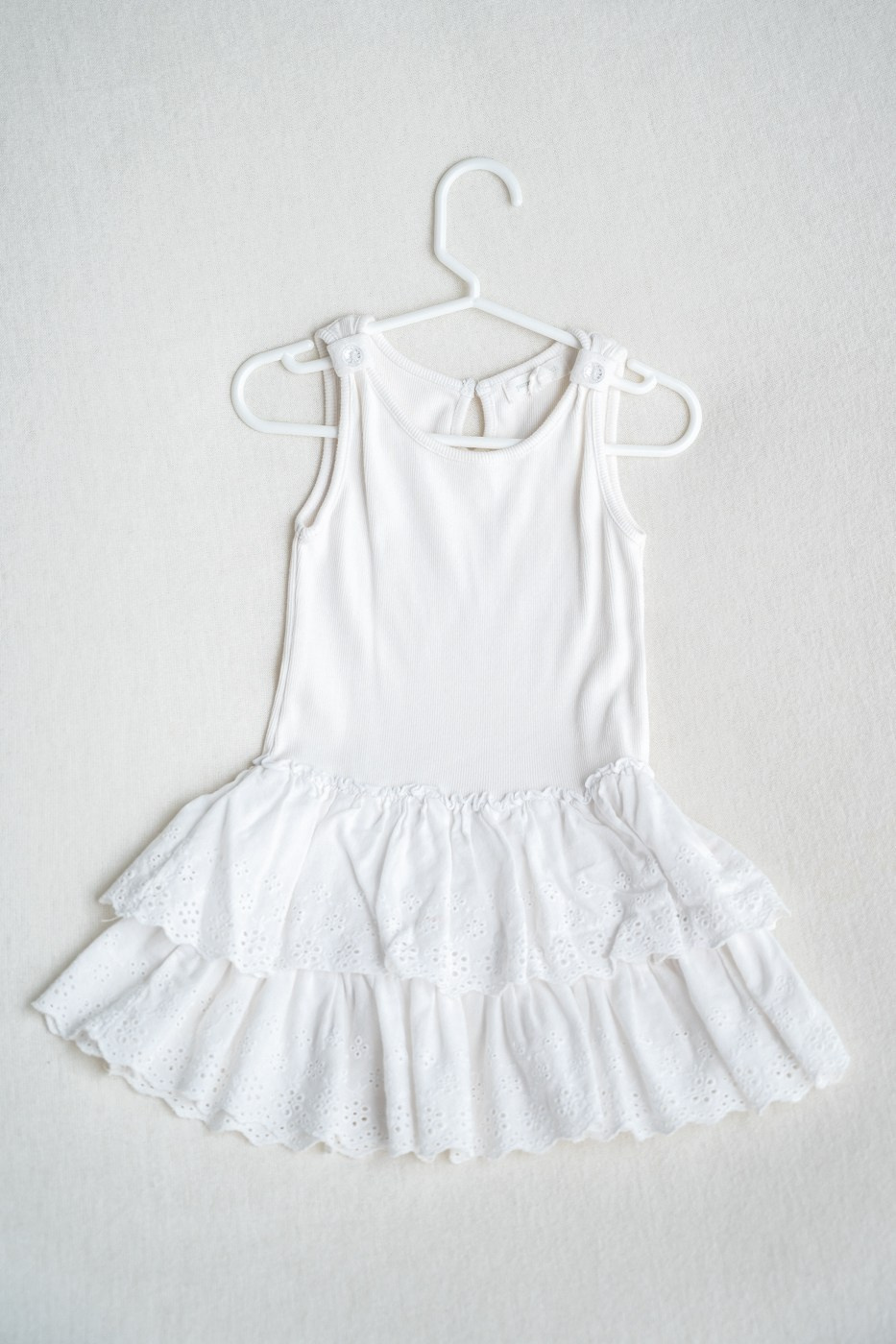 Cake smash outfits for girls. Newborn and family photographer. Hills District. Sydney