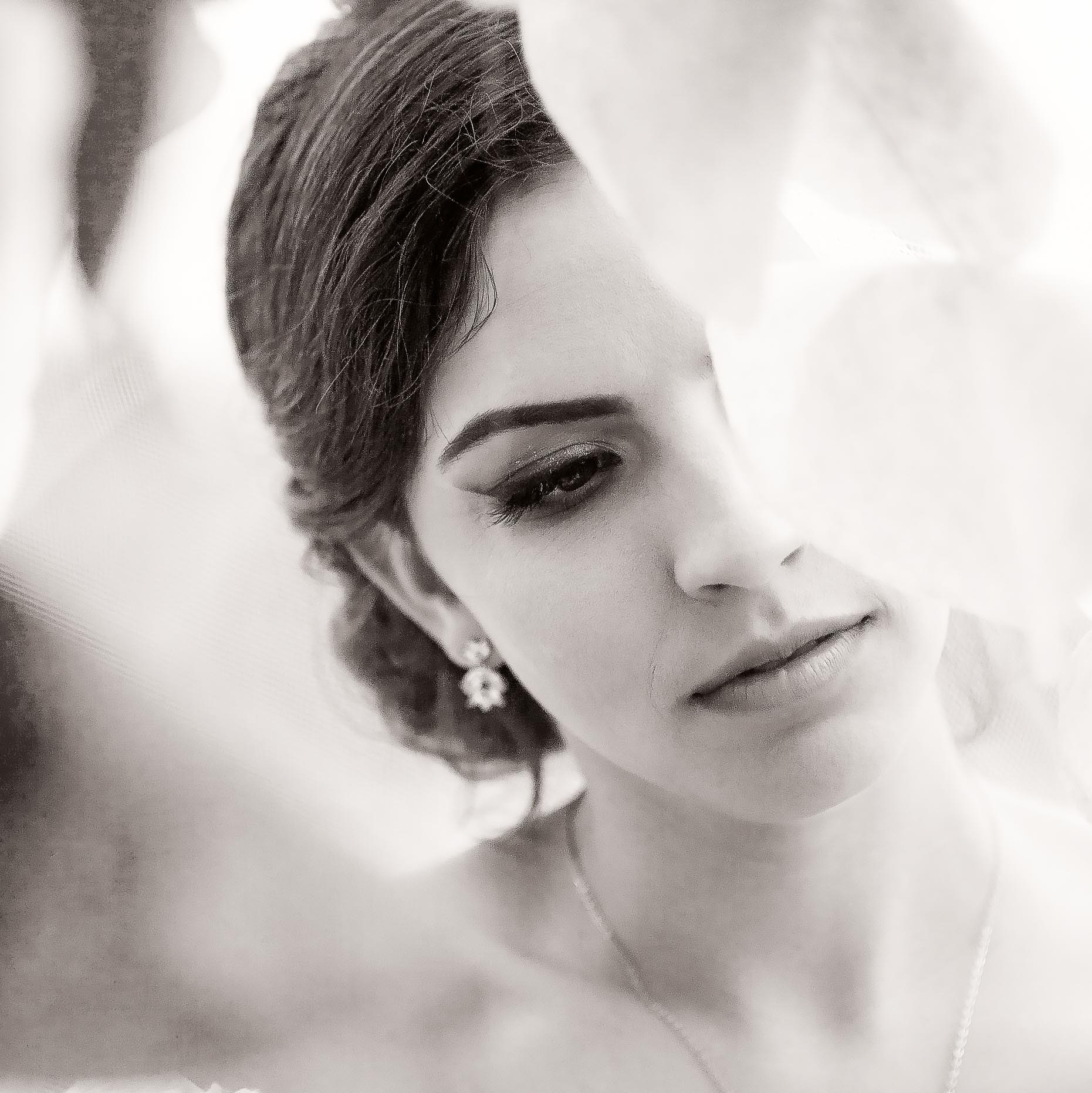 Meet Lana | Wedding & Family Photographer with Passion and Soul. Lana Photography — Wedding & Family Photographer in Florida & Beyond