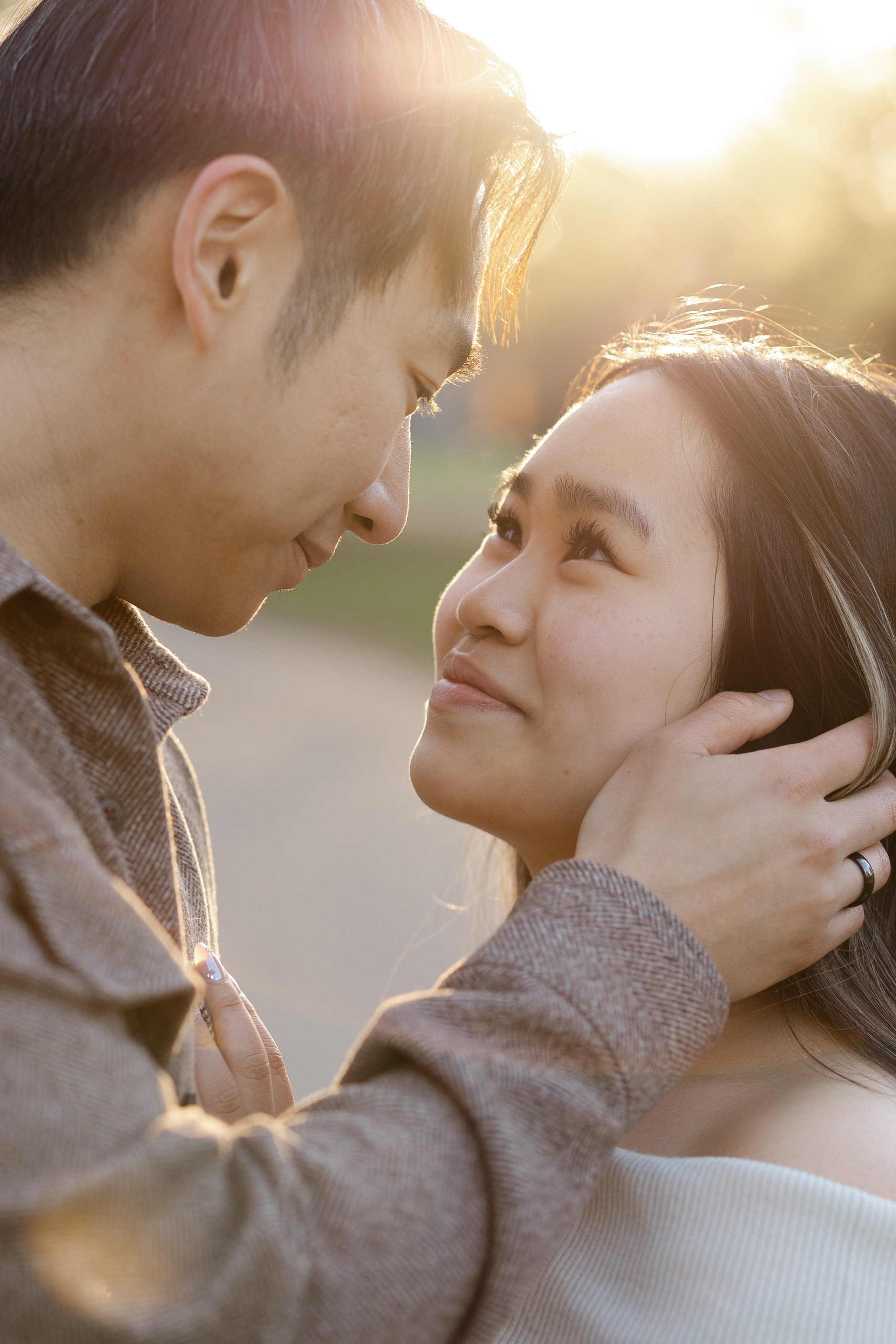 Cherry Blossom Engagement Session at Trinity Bellwoods. Anna Leb Photo