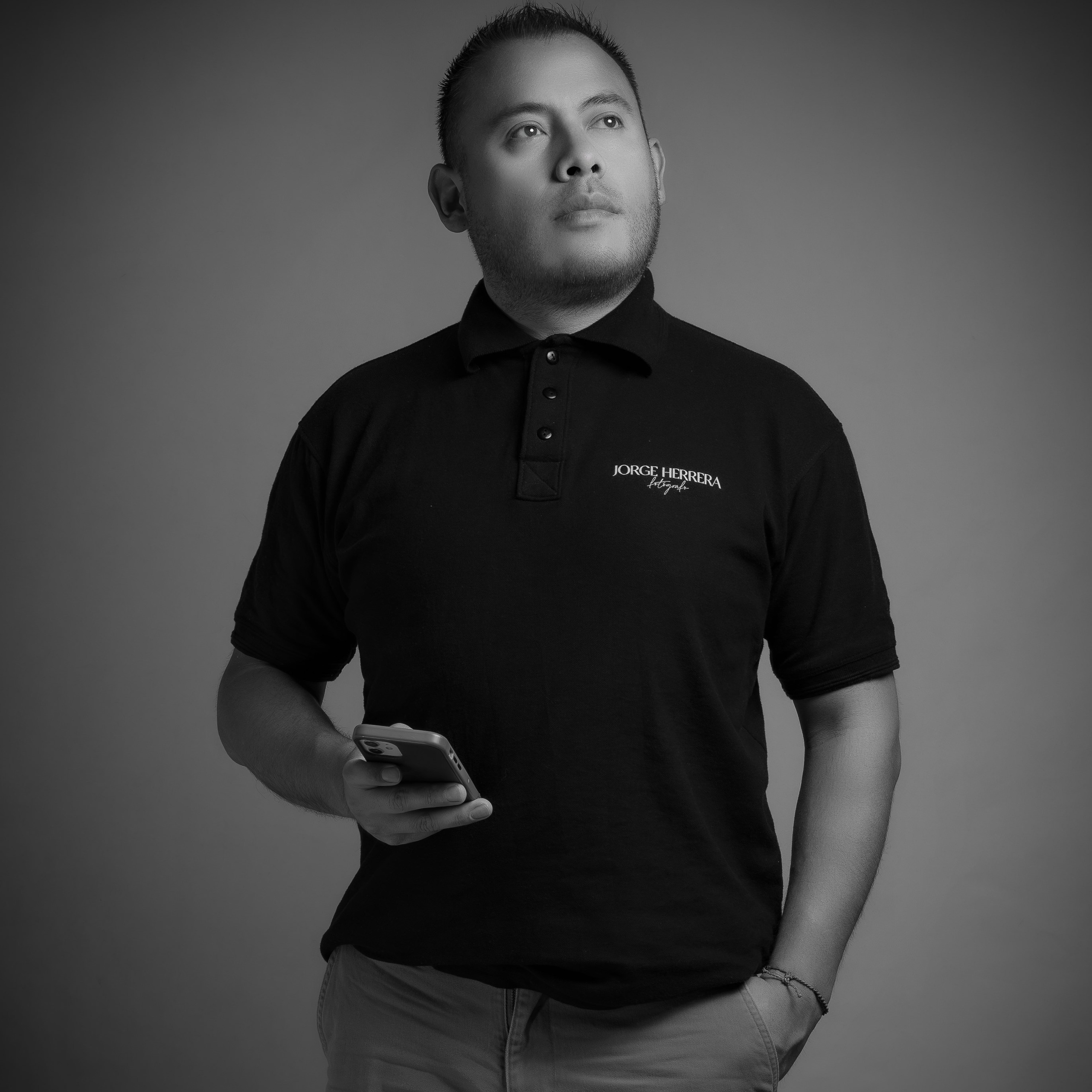 Contacto. Fotógrafo Jorge Herrera