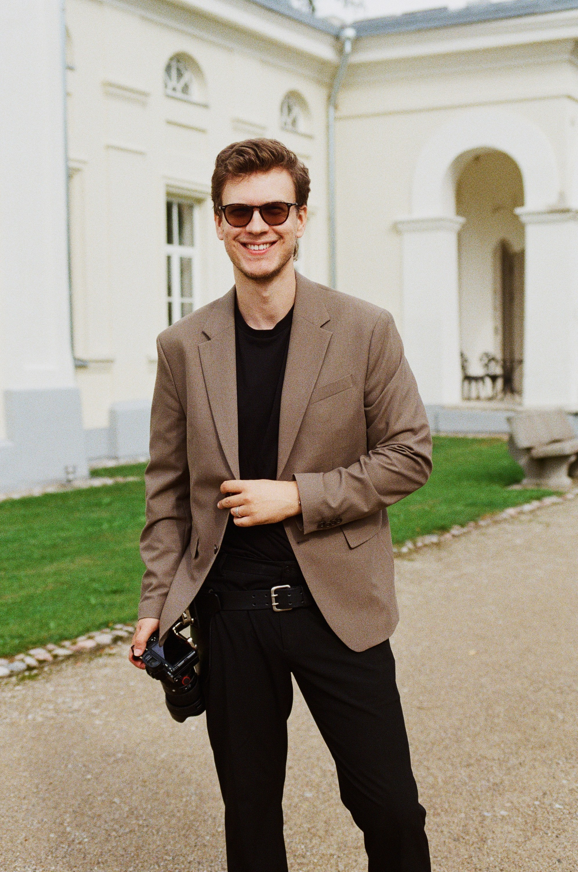 APIE. Misevic Wedding — Jausminga ir Profesionali Vestuvių Fotografija