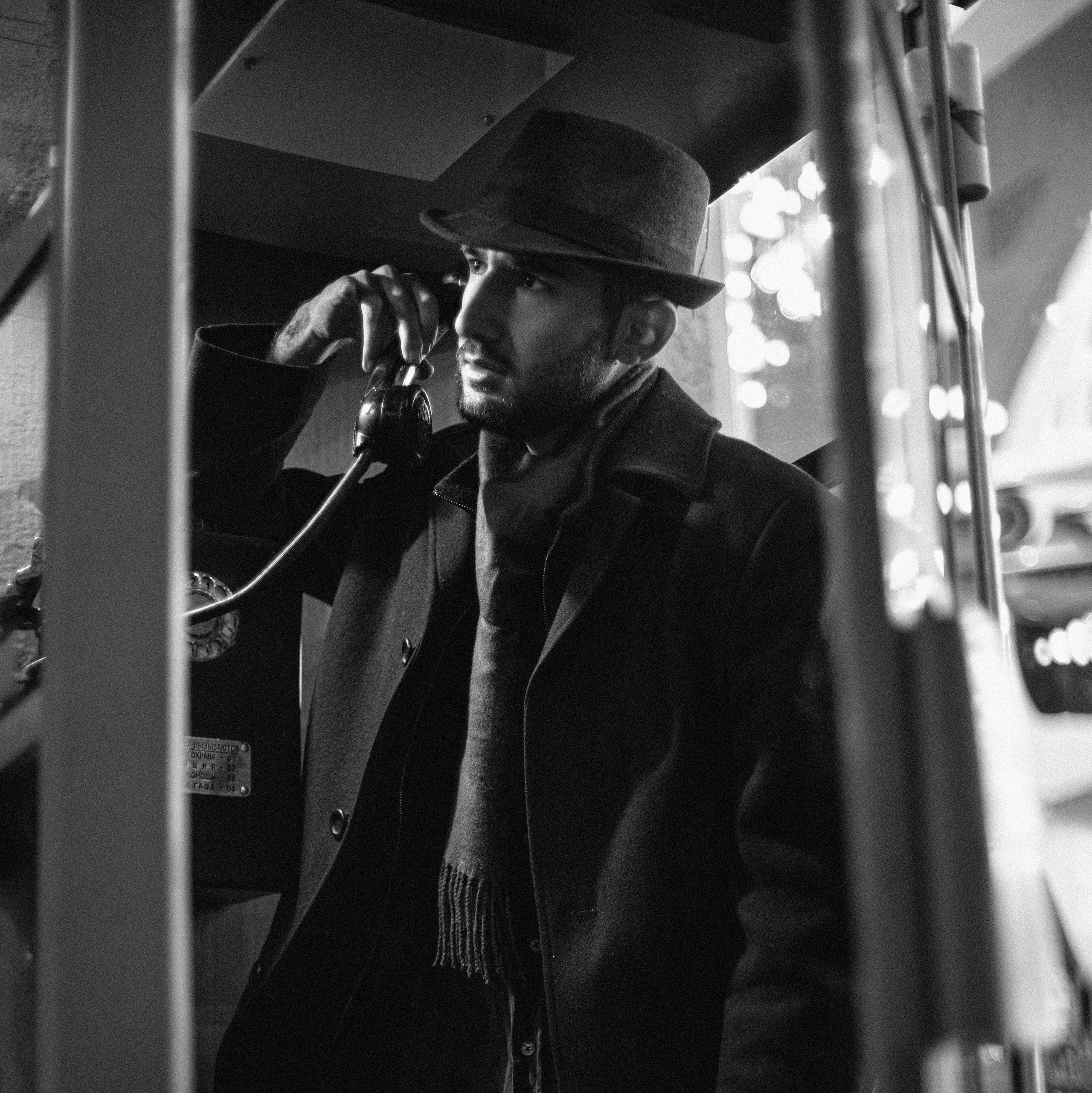 Contacts. The-yan.com