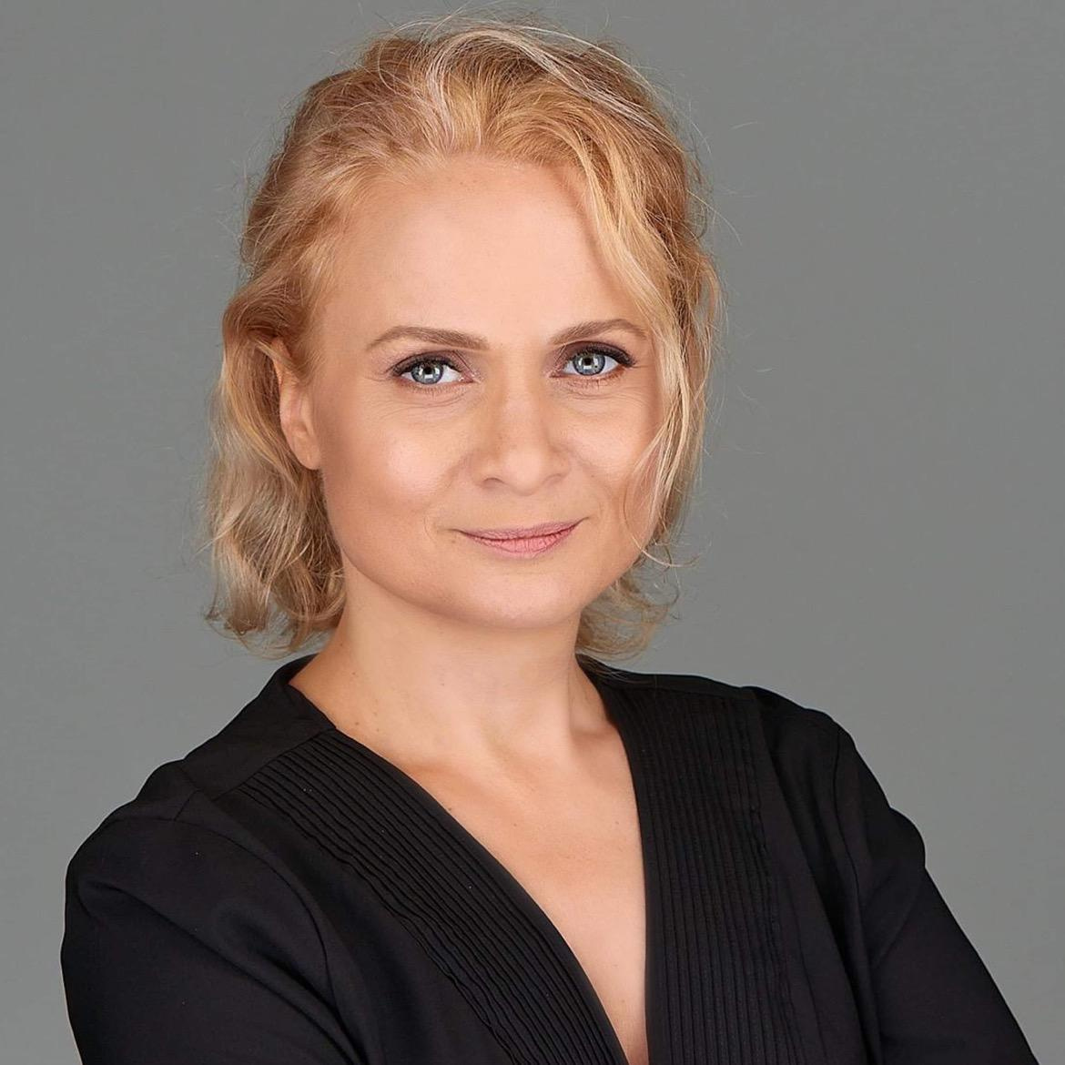 Contact & About. Luxury Wedding Photography and Cinematography