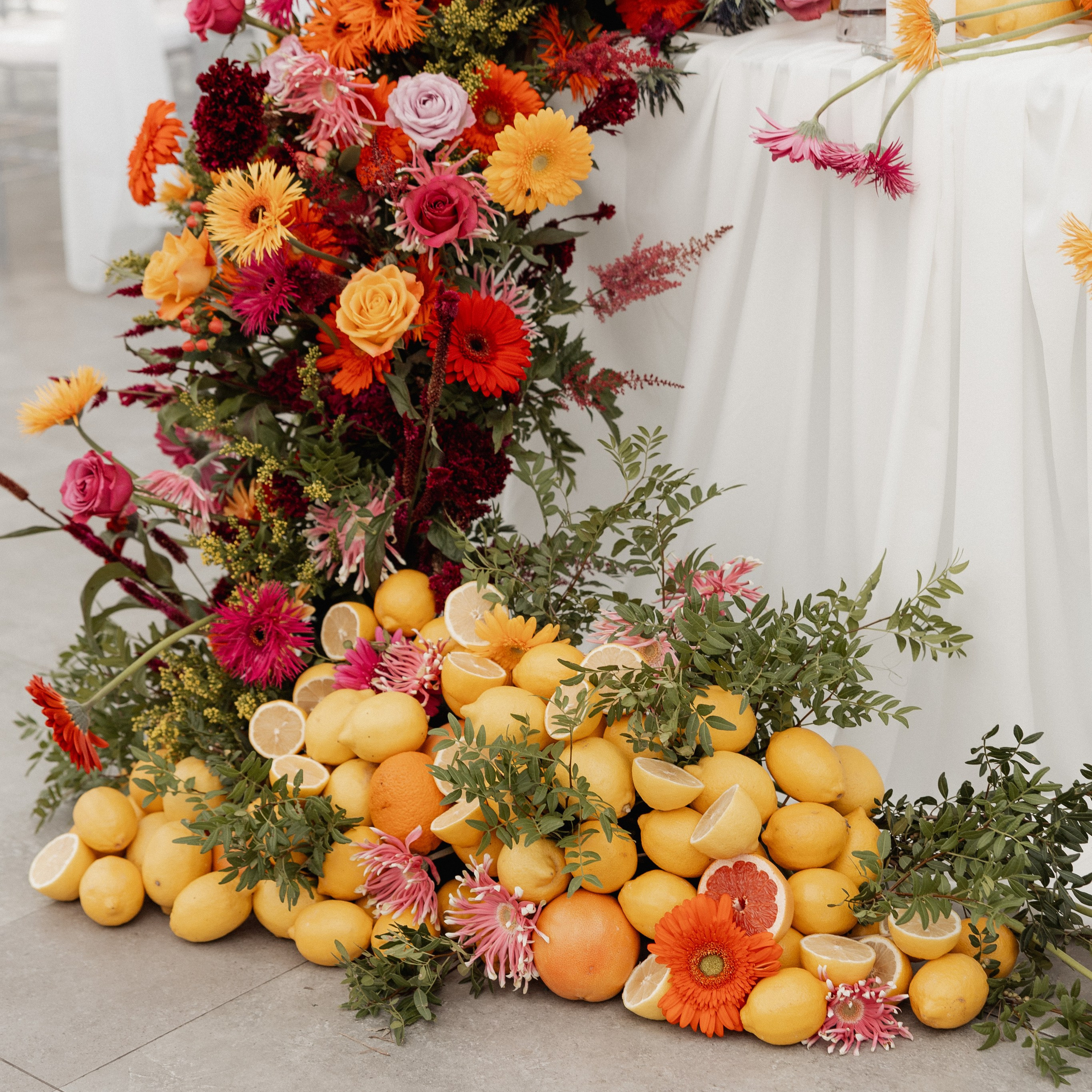 Zašto angažovati organizatora venčanja?. Wedding Photography And Film Studio Photo Factory