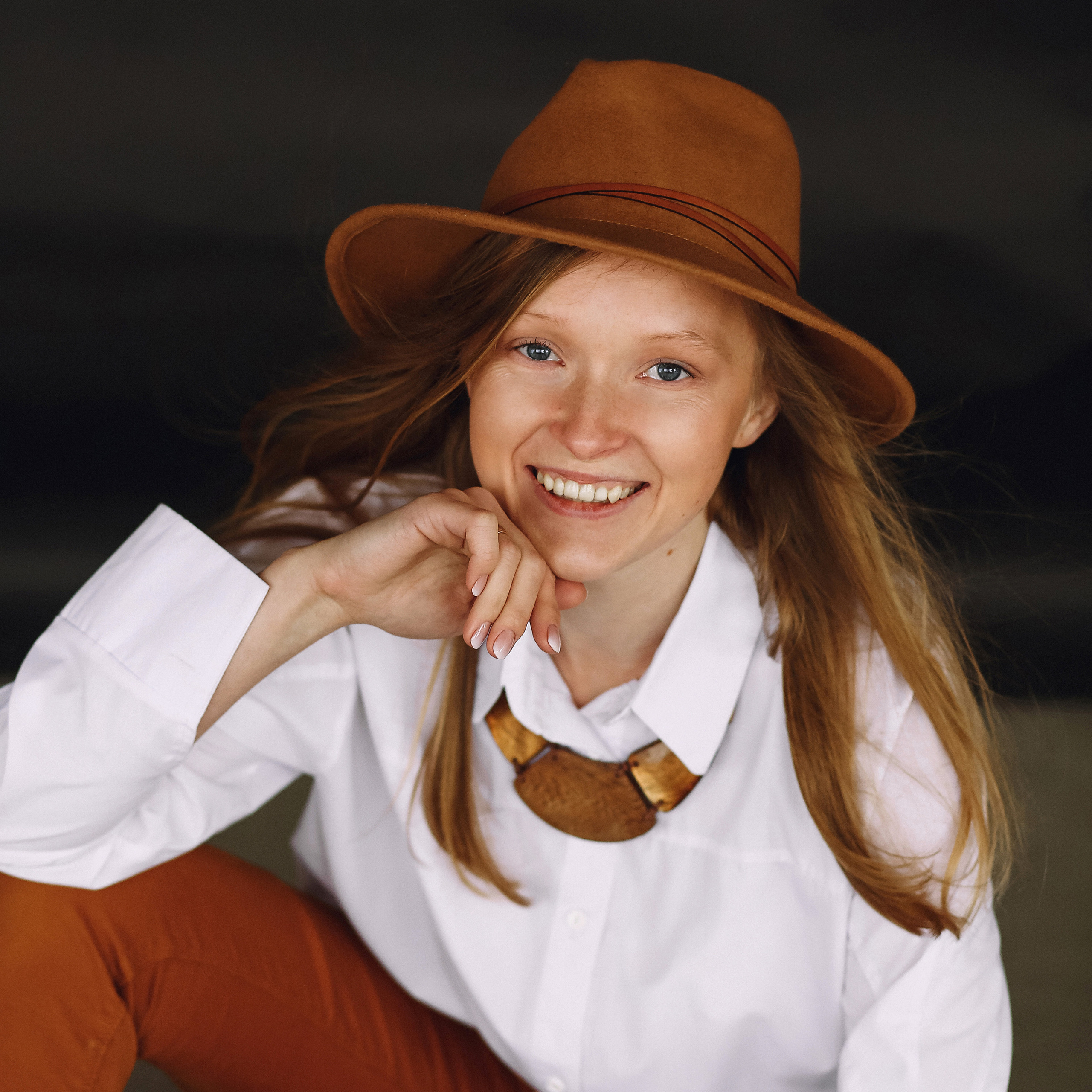 Контакти. Фотограф новонароджених діток та їх сімей в Тернополі