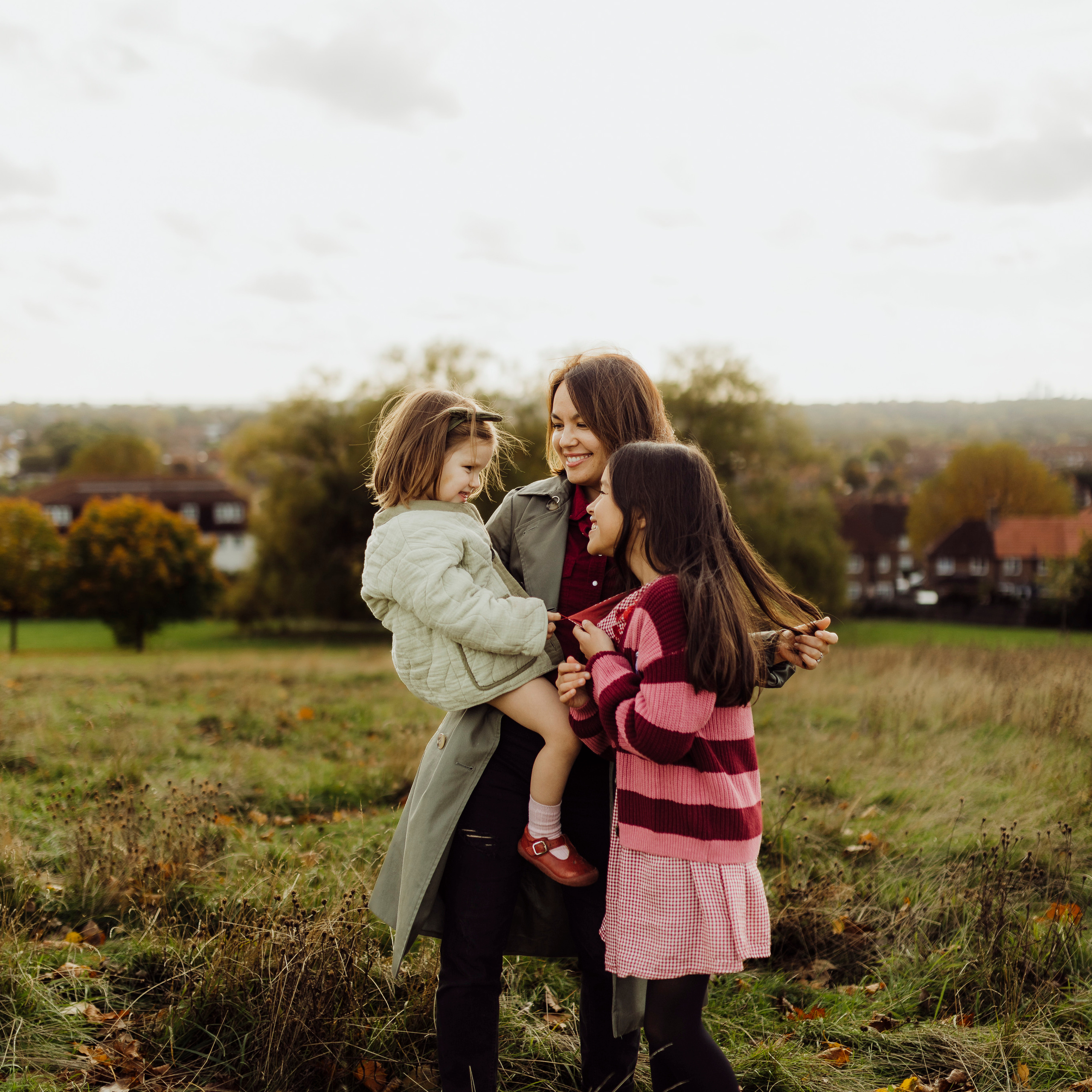 Contact. Newborn and Family Photographer in Bromley, London, Liliya Potekhina