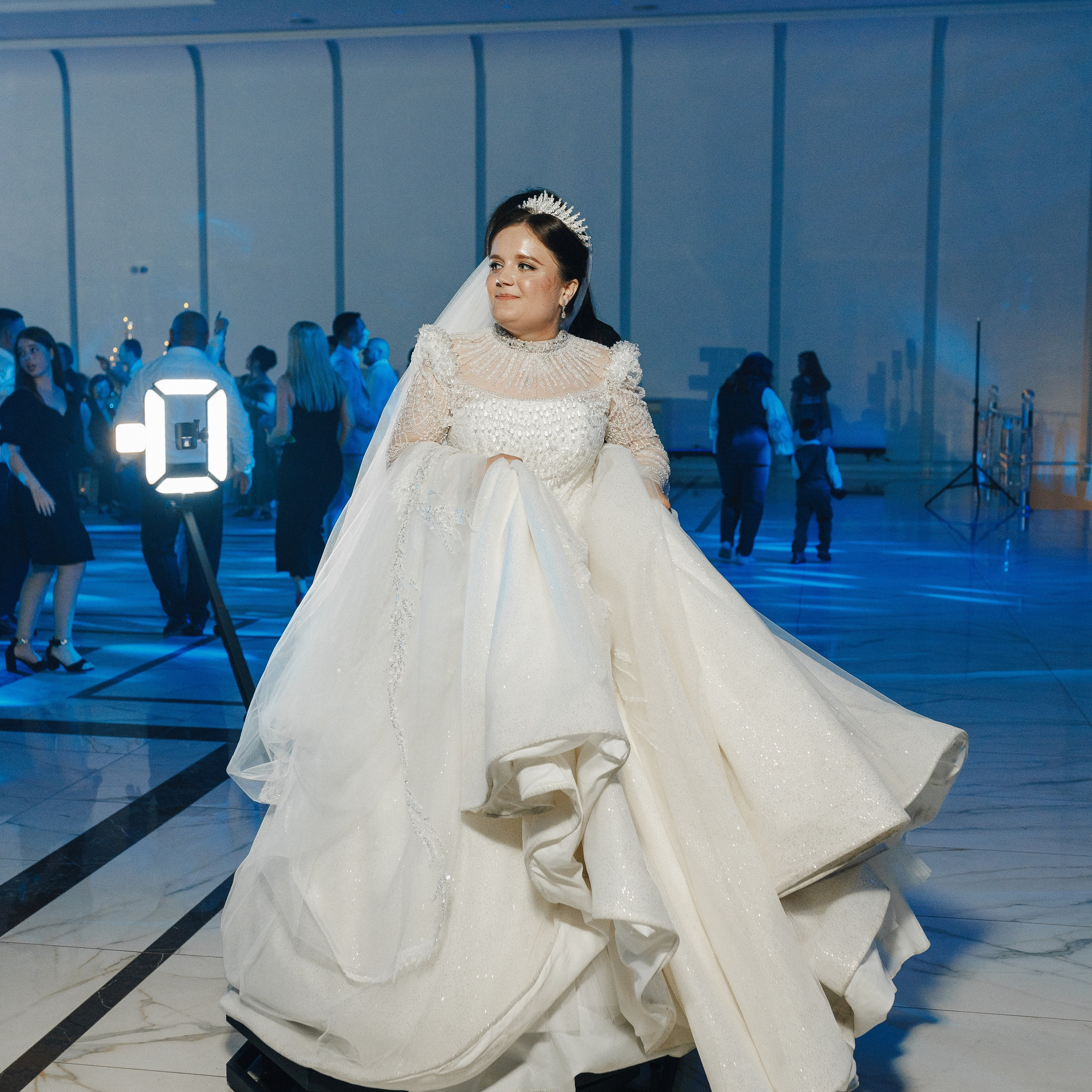 Спиннер 360° на свадьбу. Standart Studio — Услуги фото видео на свадьбу Молдова Кишинев