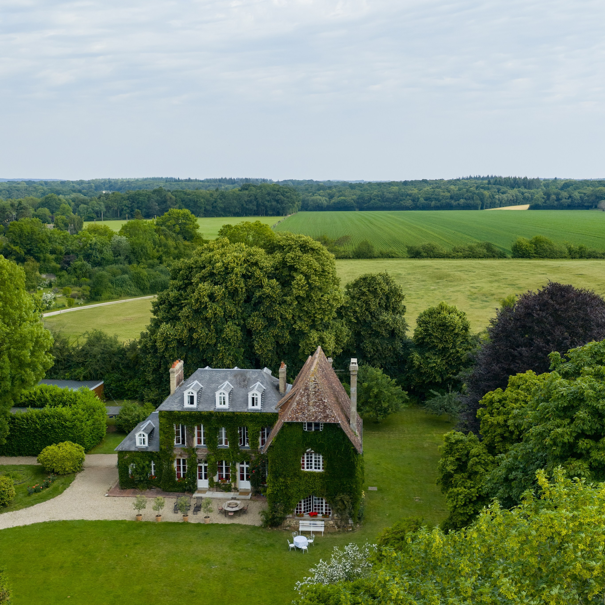 Capturing moments at Lapasparisienne. Photographer Khrystyna Voronova