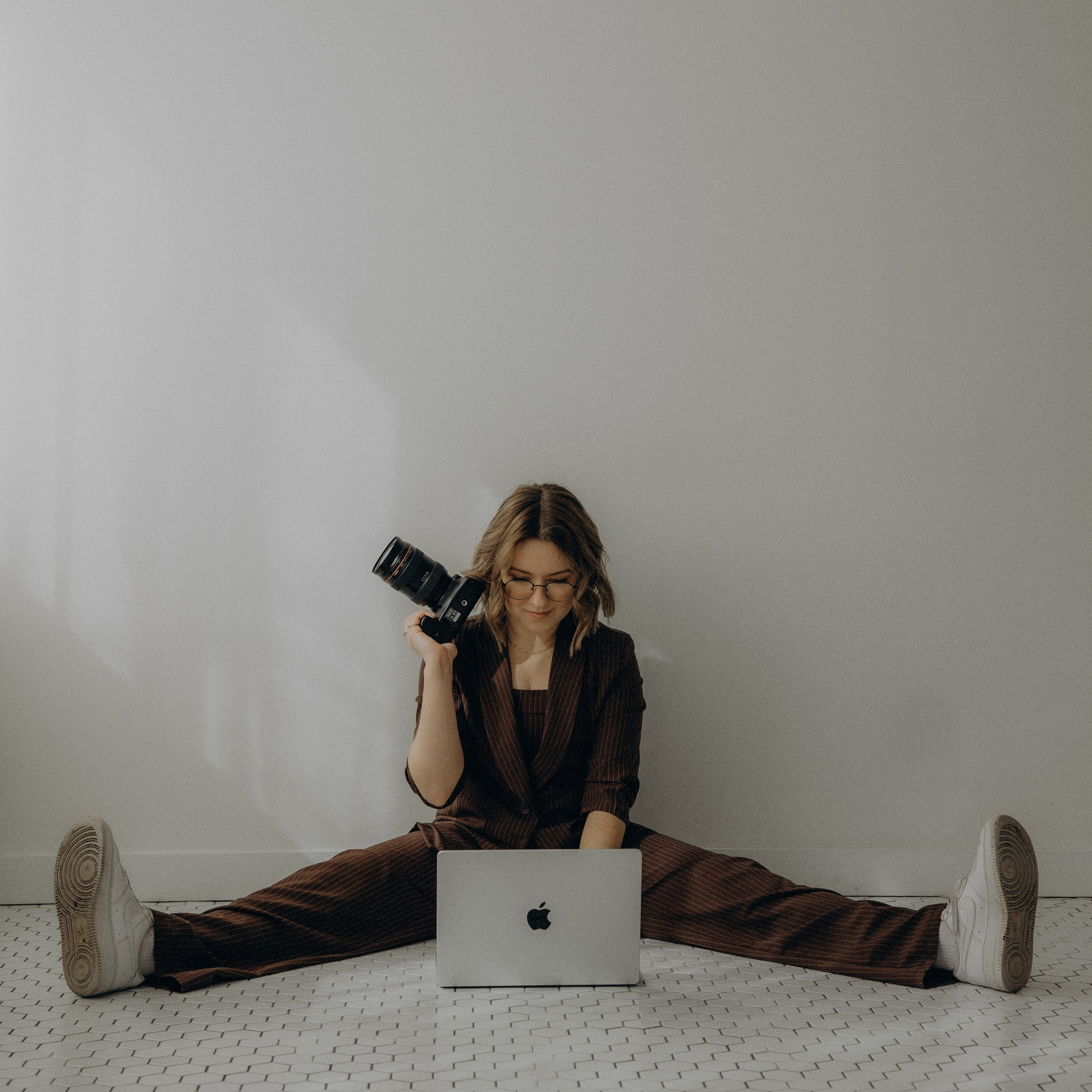 ABOUT ME. CAPTURED BY SHANKS PHOTOGRAPHY