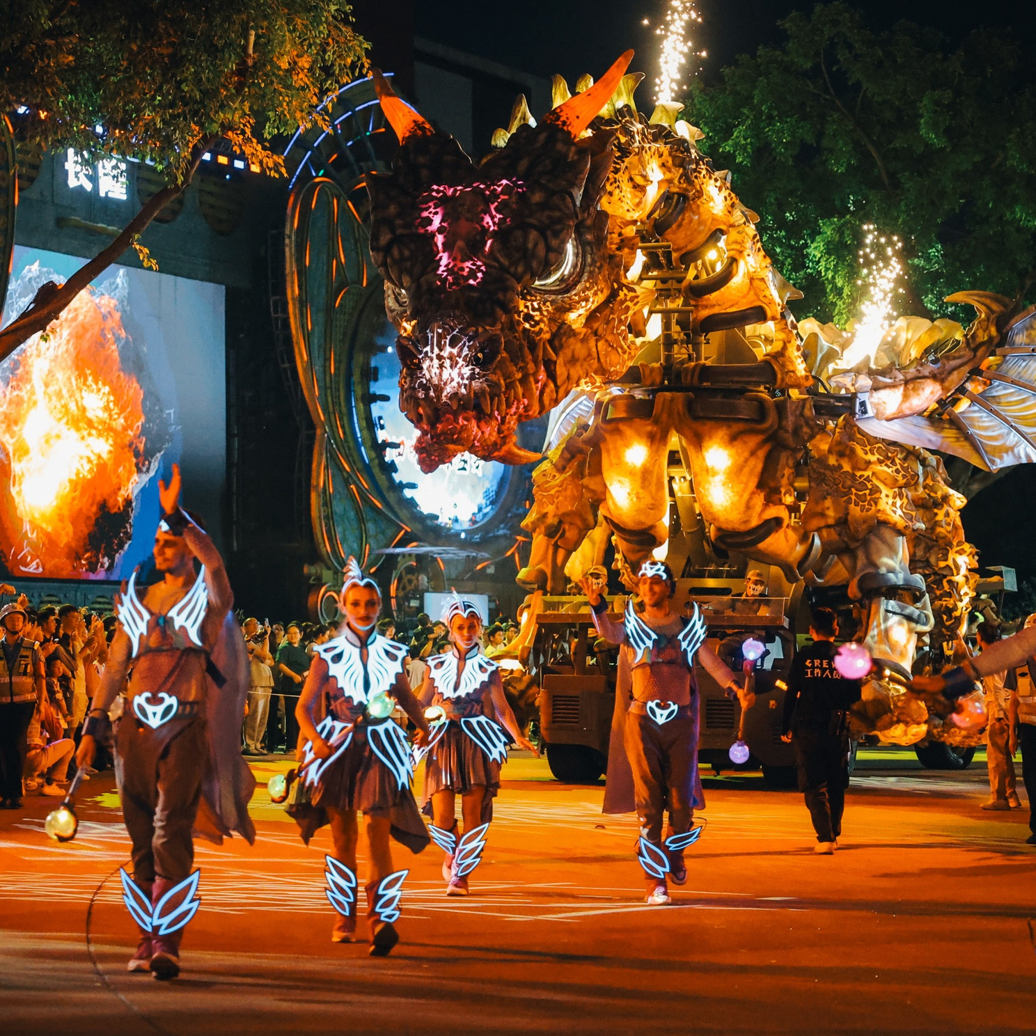 ABOUT ME. Costume Design for Theme Parks & Live Performances | Character & Parade & Stage Costumes | 2D & 3D Costume Illustrations