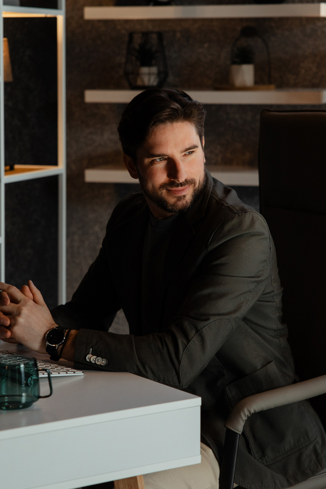 Contacte. Servicii Foto/Video