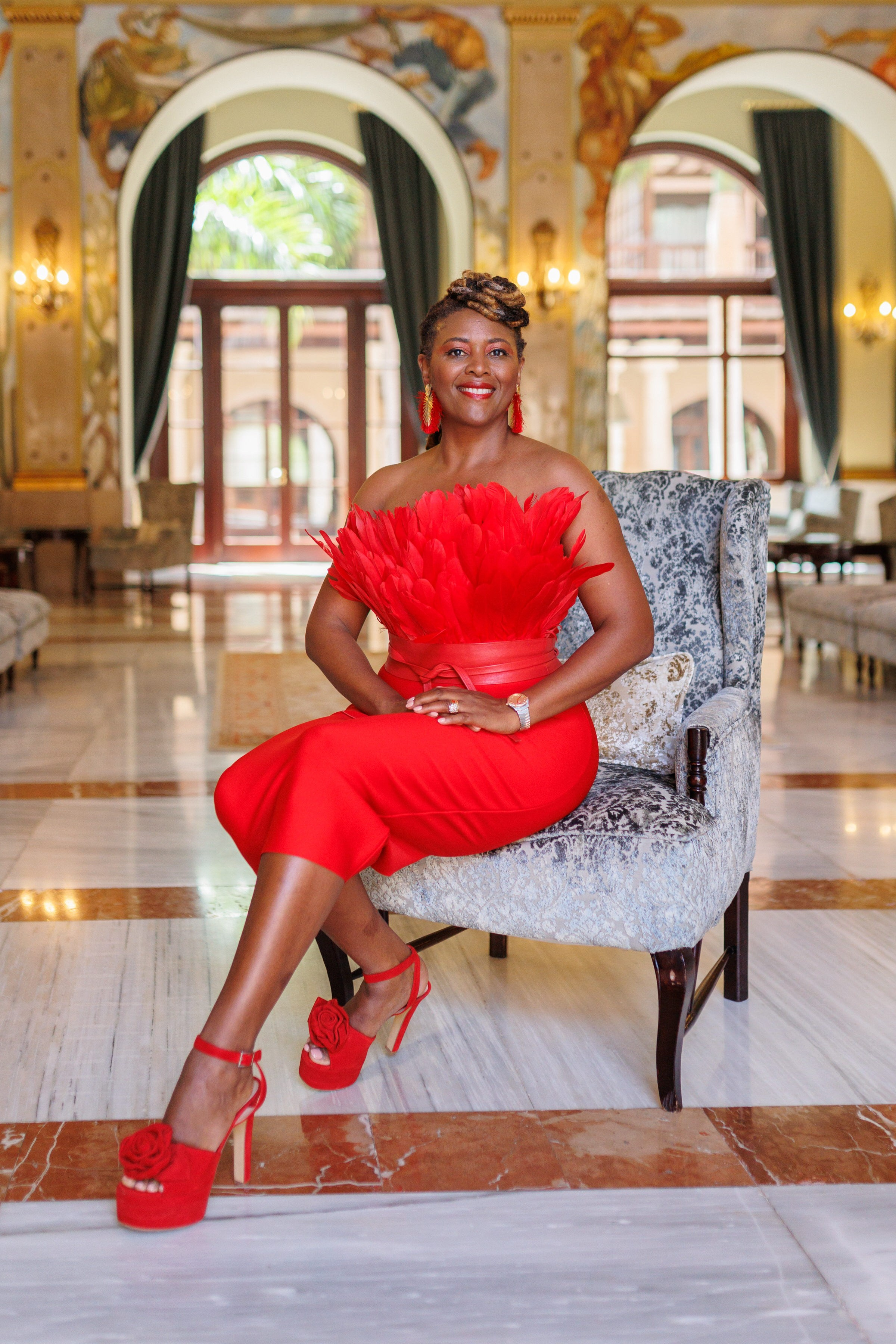 Transform your image with our Gran Canaria business photoshoots. Expert guidance, breathtaking locations, and polished results. Let us capture your professional essence.