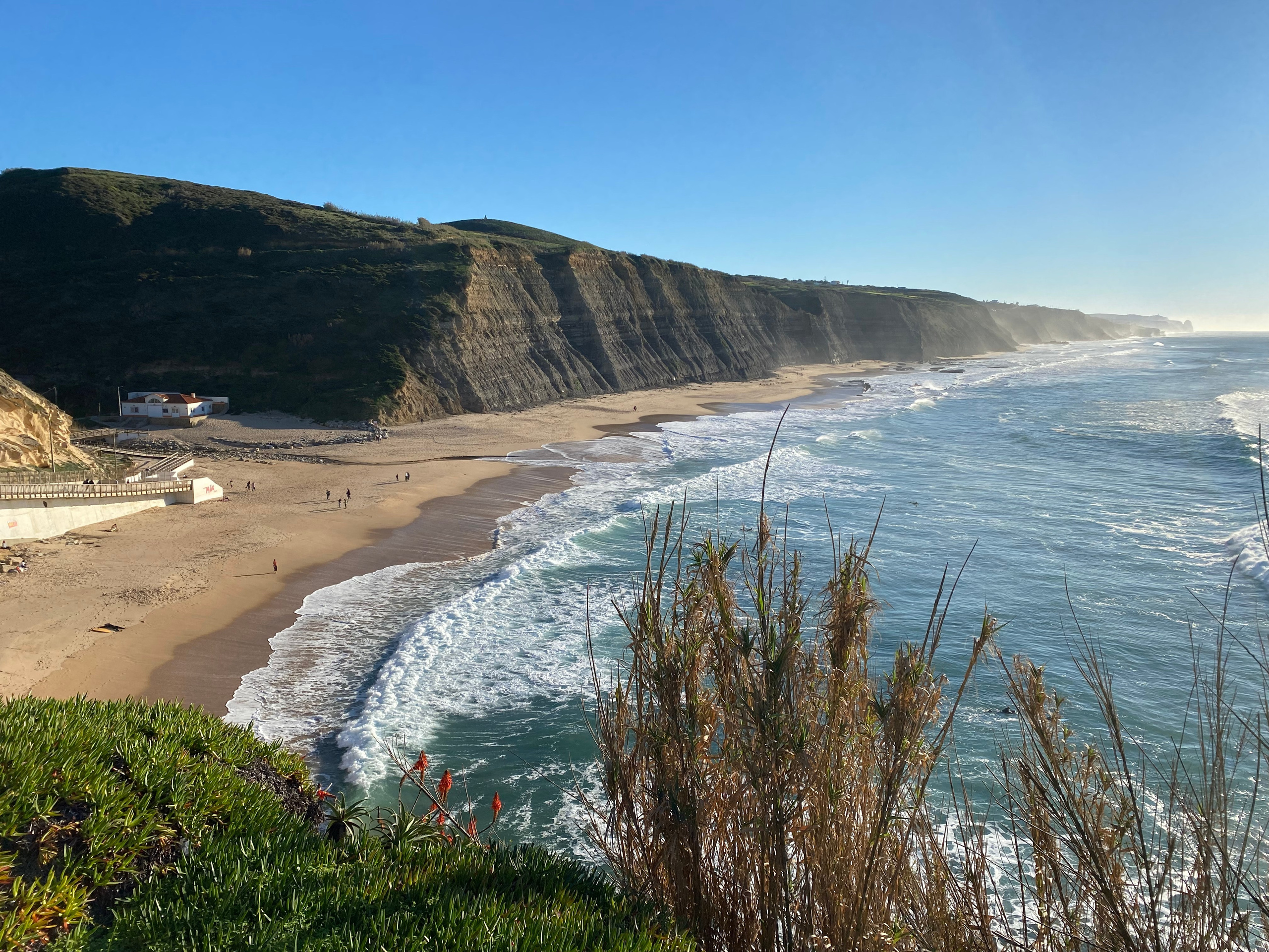 Jógový pobyt v Portugalsku 2024. Mateřství. Nevýchova. Život v souladu s přírodou. Jóga