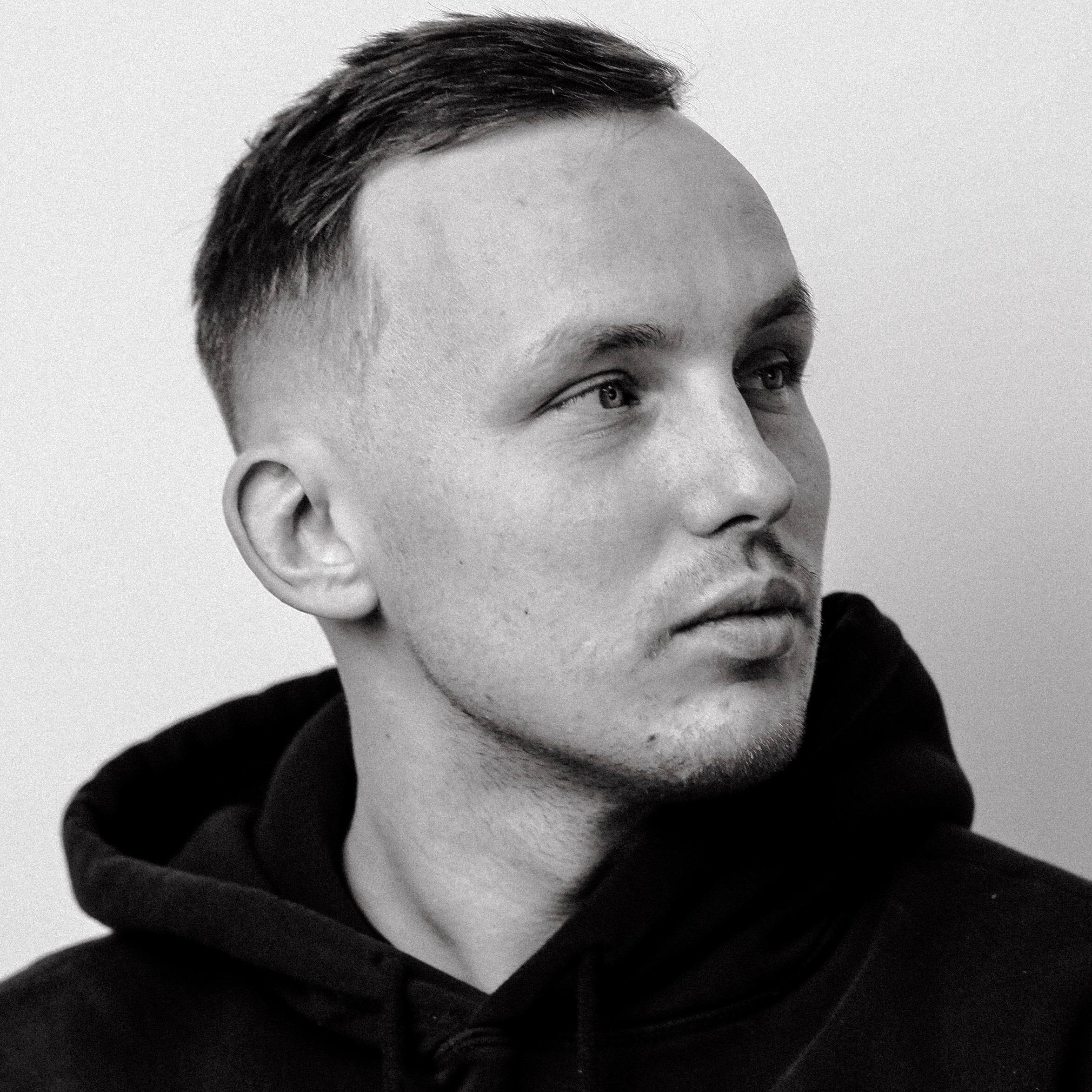 Contacts. Photographer in New York City