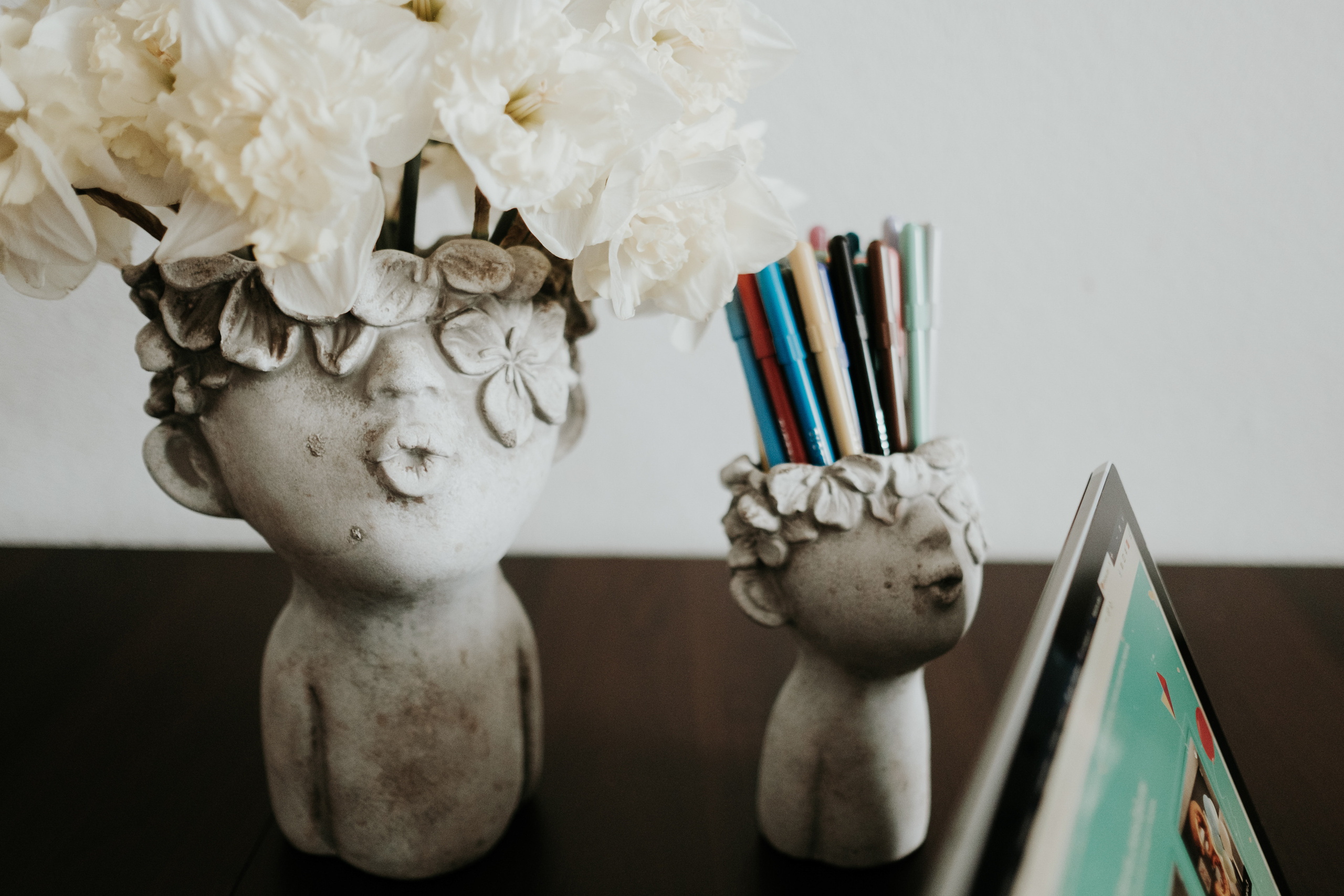 Satura mārketinga fotogrāfs. Kāzu × Ģimenes notikumu fotografs Edgars Kalniņš