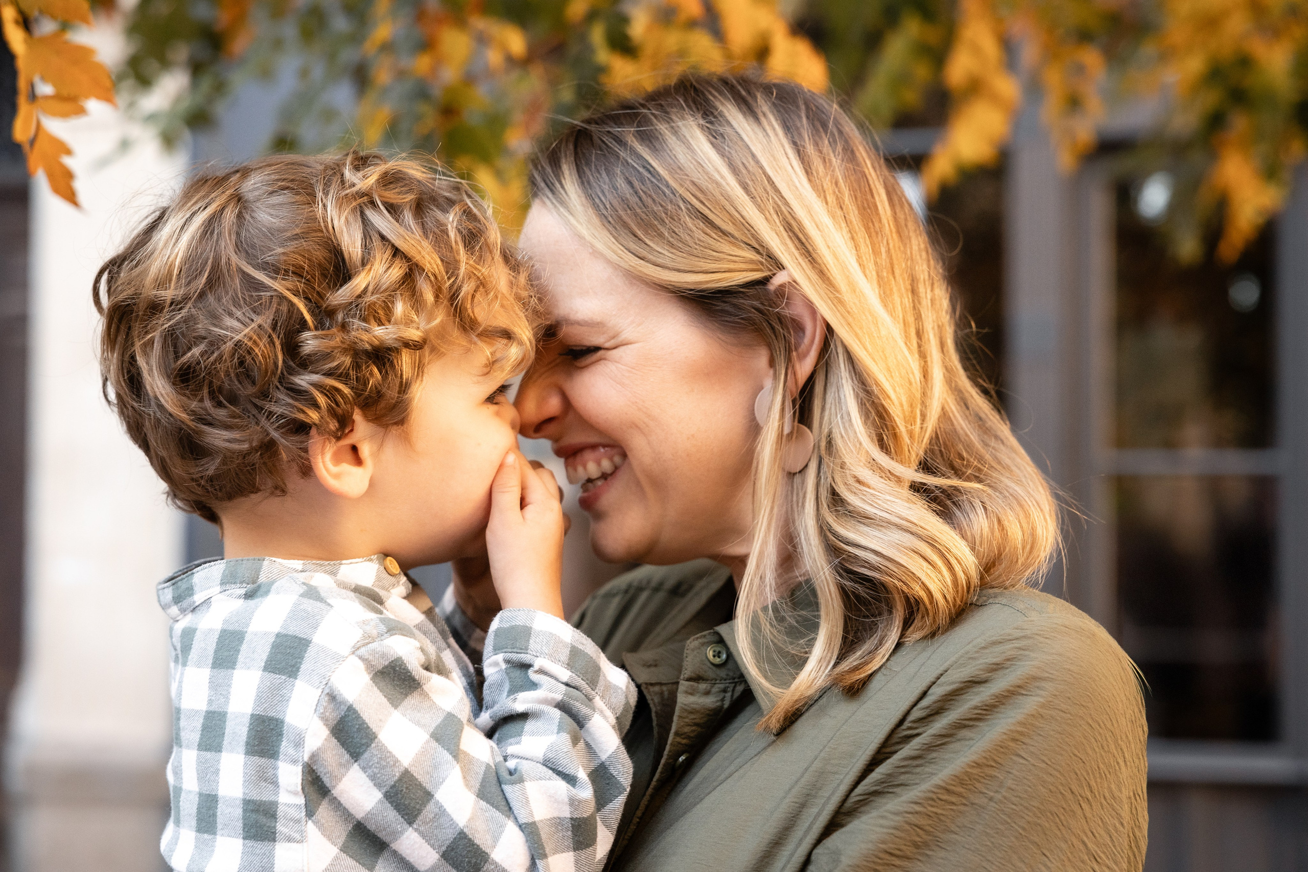 Lifestyle Family Photography in Toulouse: A Heartfelt Session for an Expat Family. Евгения Смирнова — Ваш фотограф в Тулузе и на юго-западе Франции