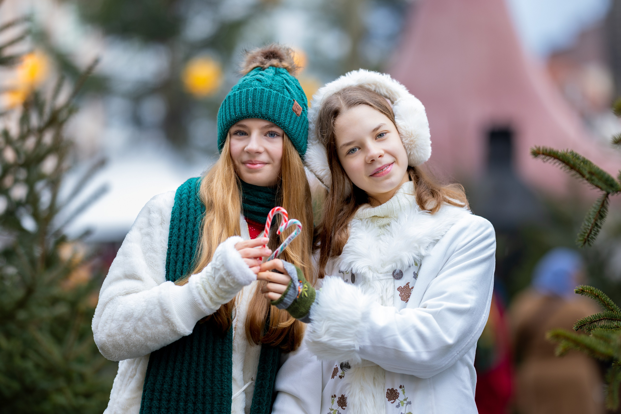 Christmas Photo Shoot in Dresden — Cozy Studio, Dresses & Family Memories. Family & Maternity Photographer in Dresden Tatiana Mudryak
