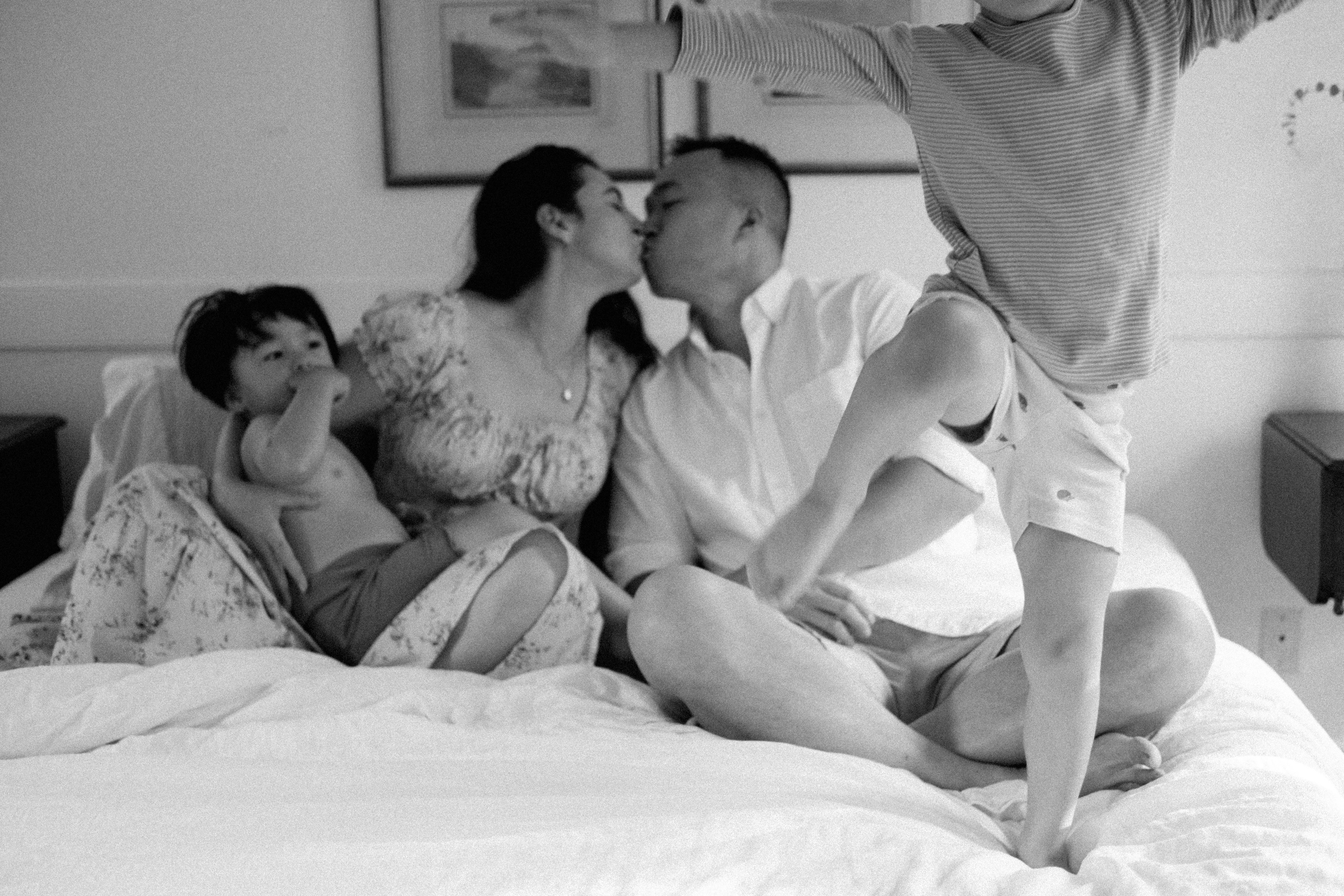 Family Photography Experience in Richmond, VA | Honest & Heartfelt Moments. Family photographer Anna Dobrovolskaia | Richmond, VA