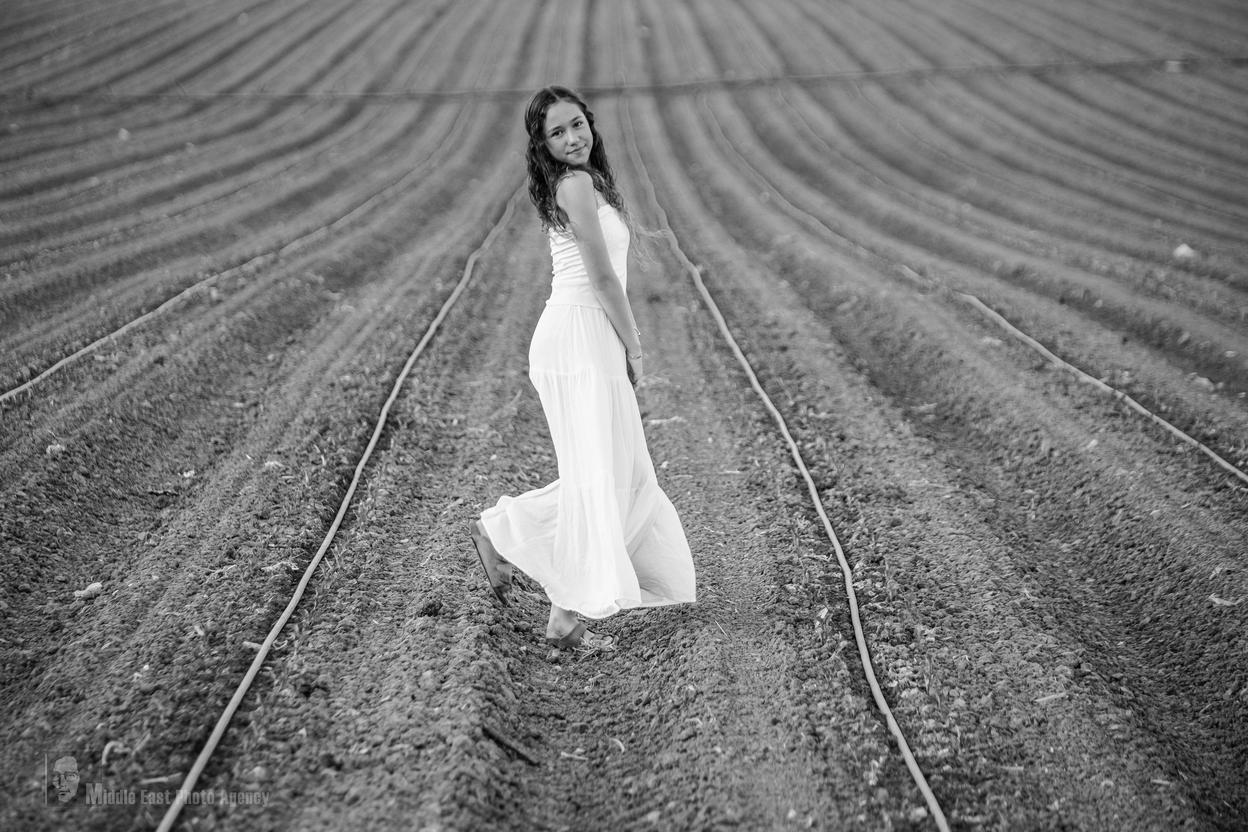 Middle East Photo Agency — Photography & Event Magnets — סוכנות צילום והדפסת מגנטים לאירועים