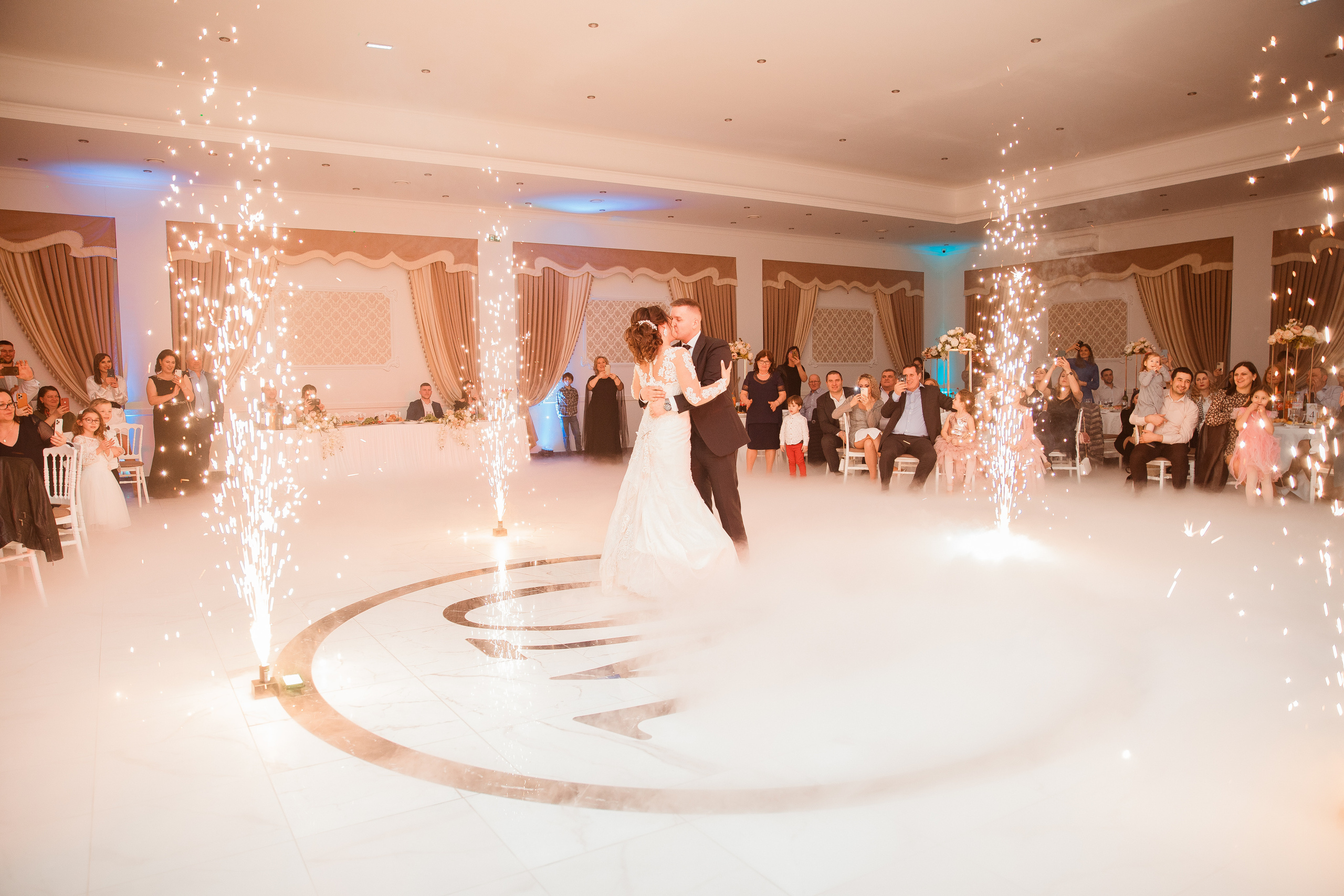 Preturi. Burac Valeriu Photographer