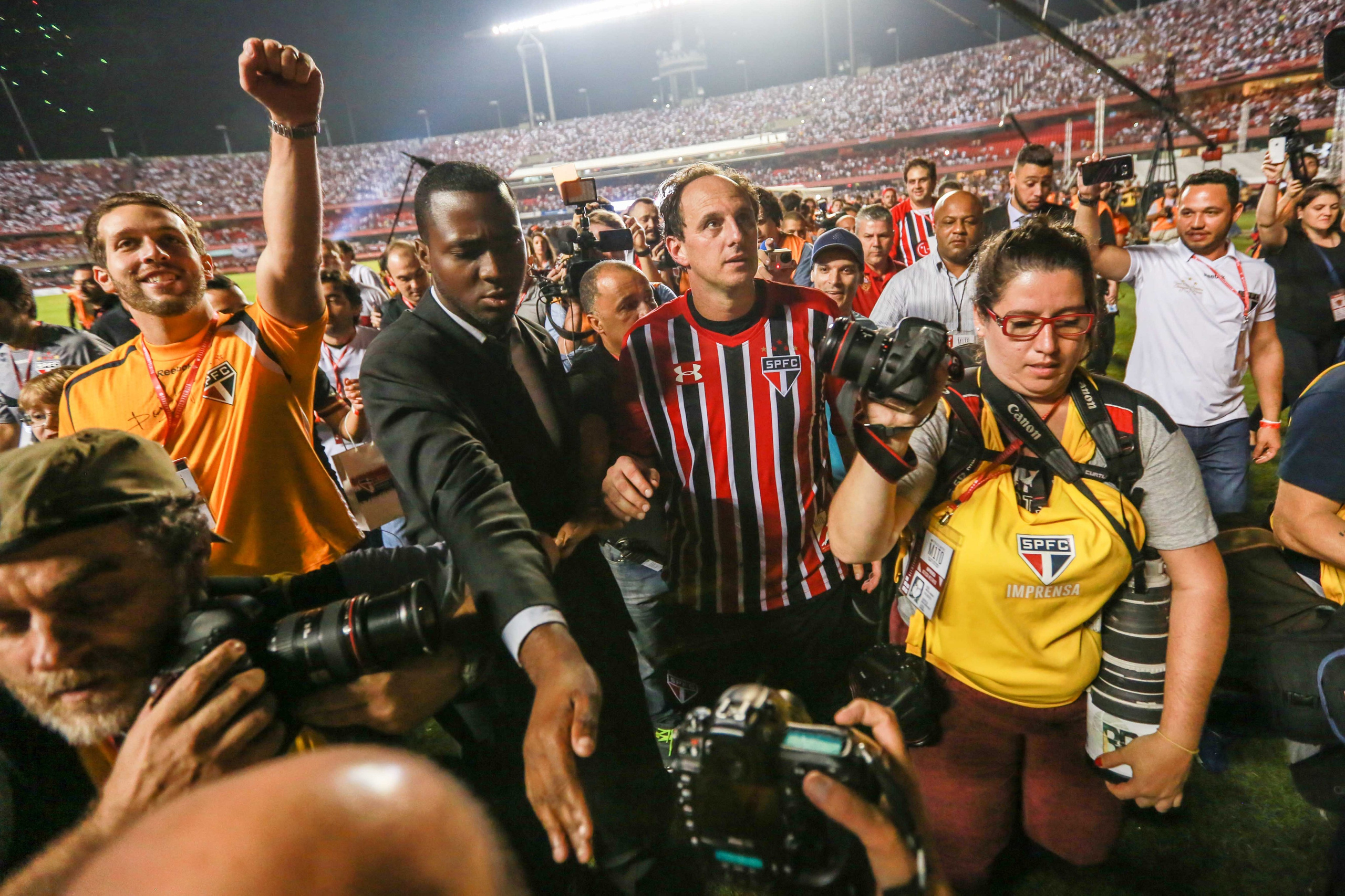 The Farewell Match of Rogério Ceni at Morumbi. William Volcov | Photographer and Filmmaker