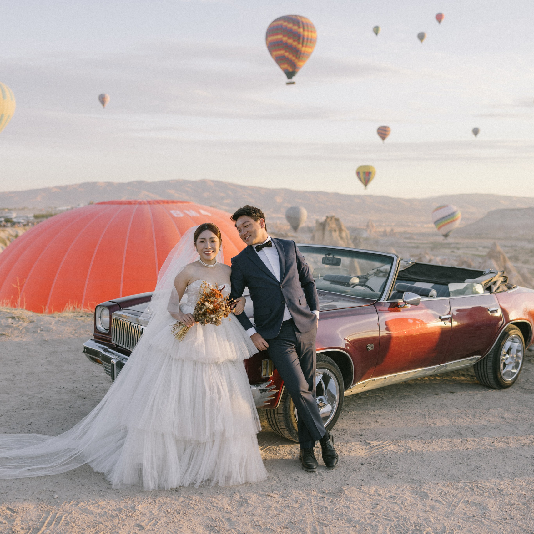 Cappadocia photographer price. Julia Ganch I Fashion Wedding Photography I Cappadocia Turkey
