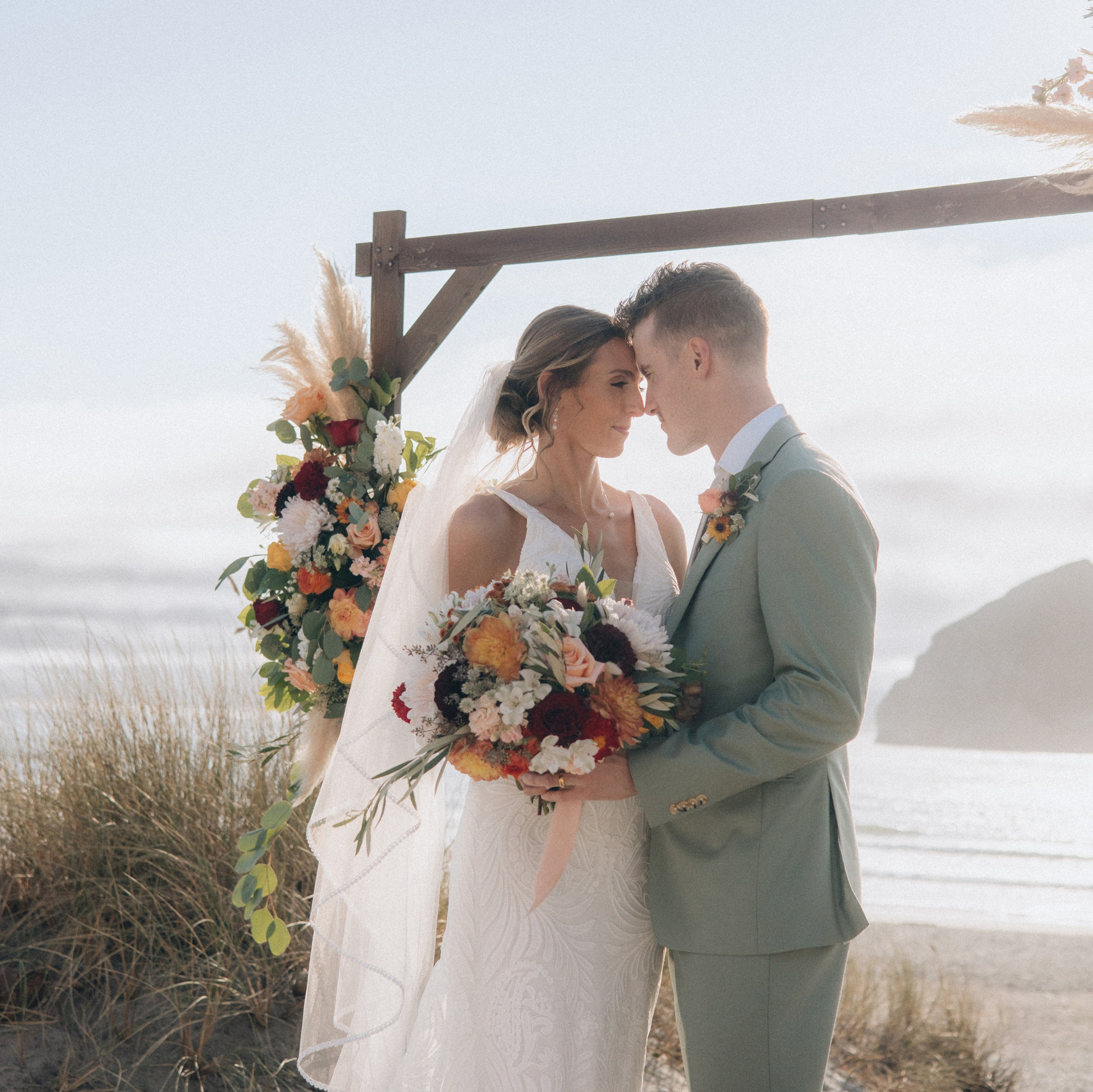 Portland & Seattle Wedding, Elopement & Engagement Photographer | Georgy Shishkin