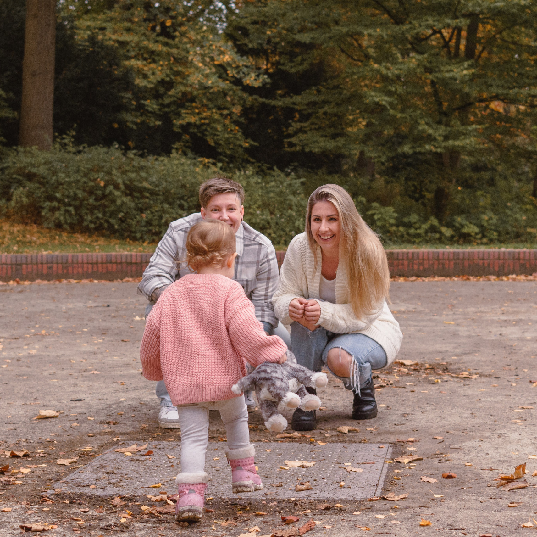 Your Family Session. Maternity Newborn and Family photographer Hamburg Claire Hambley